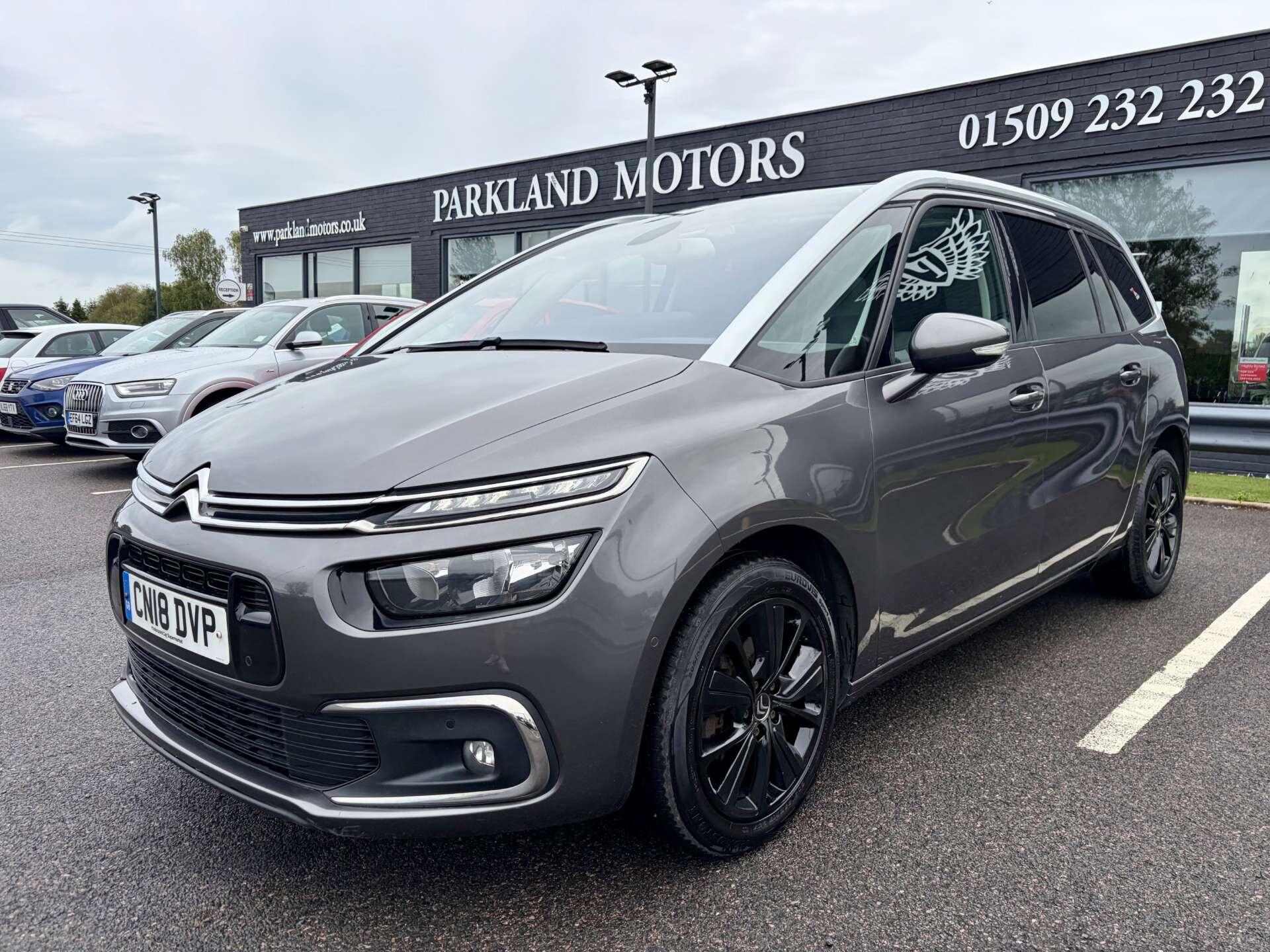 Citroen Grand C4 Picasso view 4