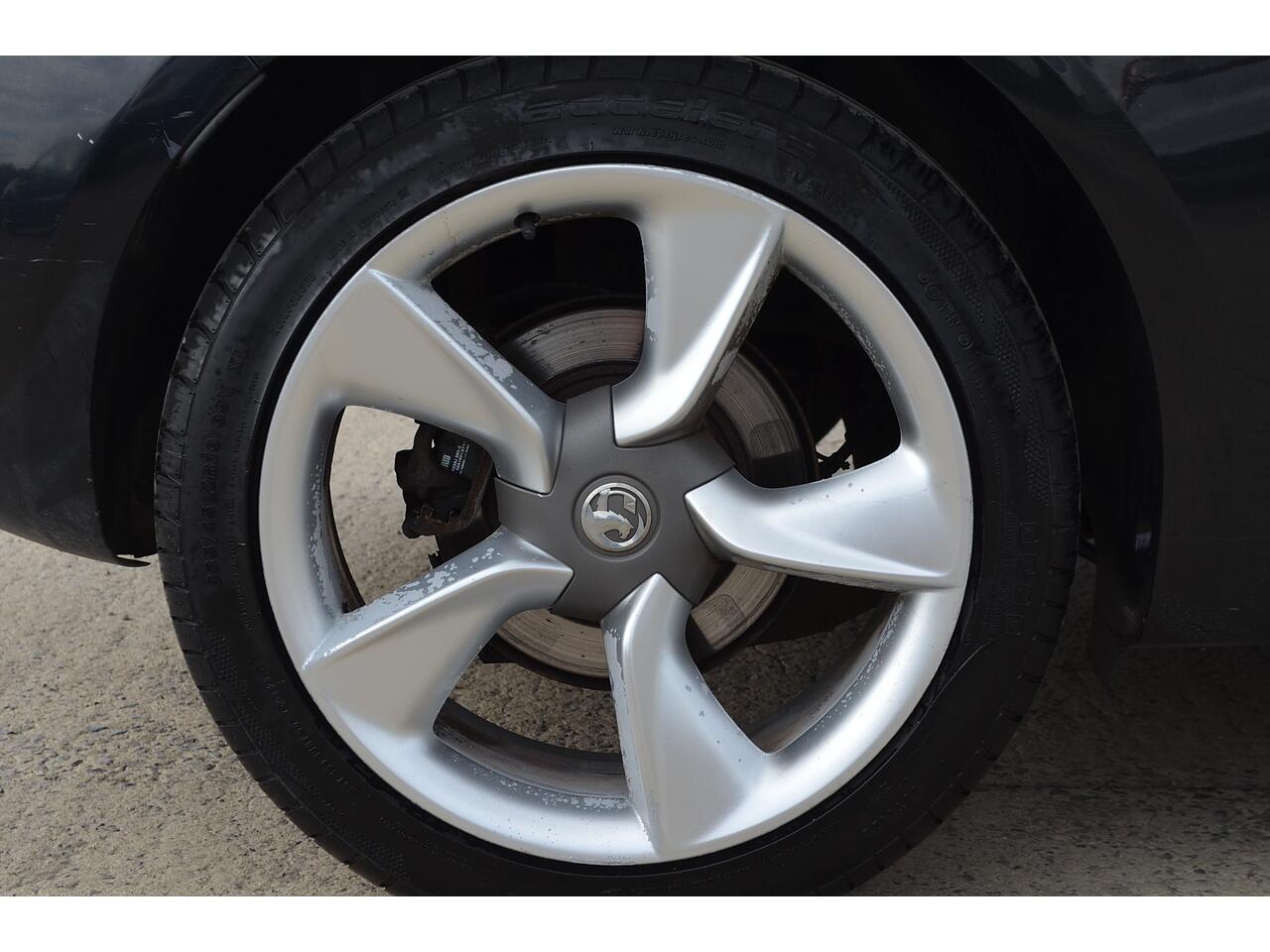 Vauxhall Astra GTC view 20