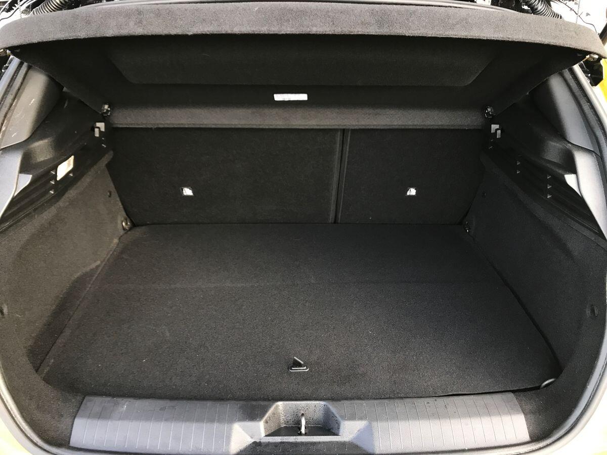 Vauxhall Astra view 8