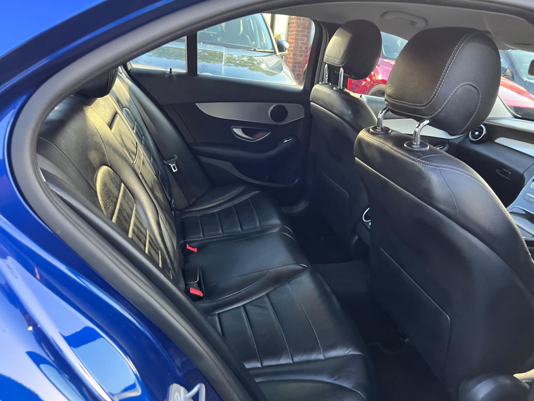 Mercedes-Benz C Class view 31