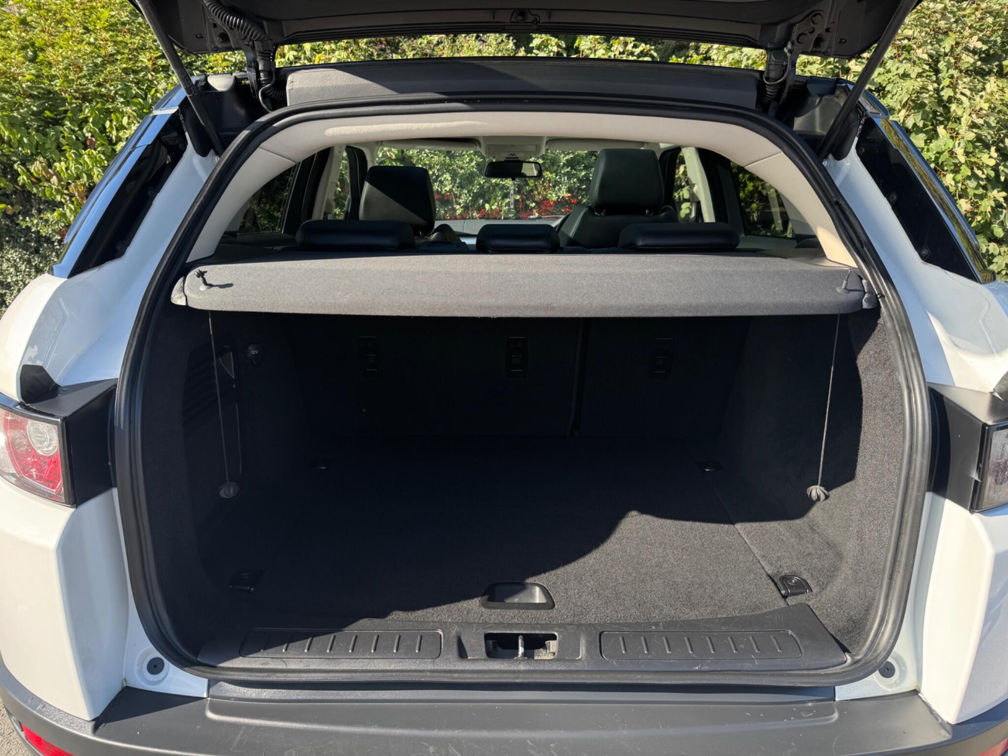 Land Rover Range Rover Evoque view 45
