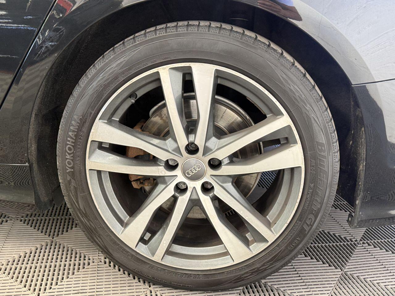 Audi A6 Saloon view 21