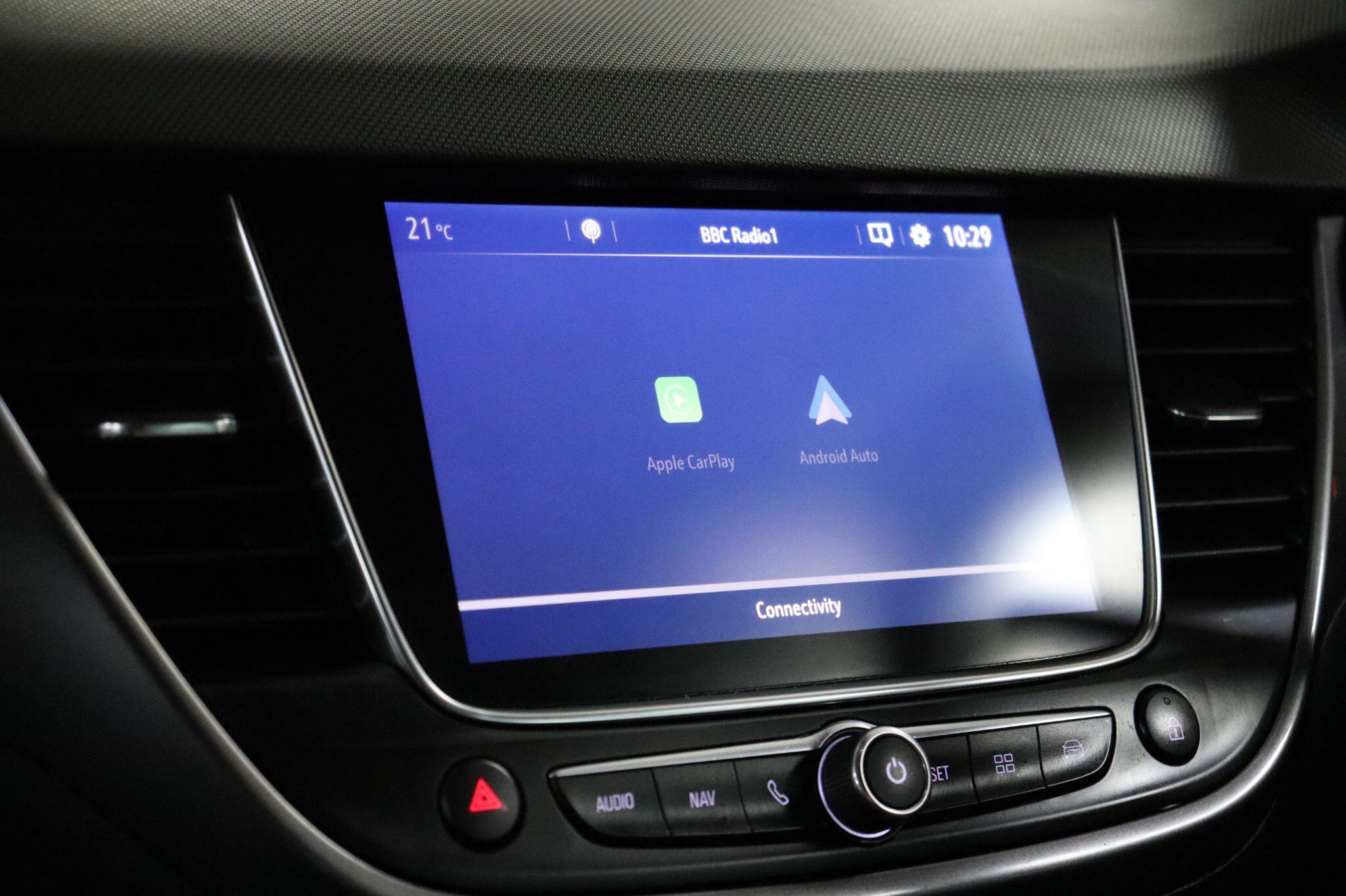 Vauxhall Crossland X view 38