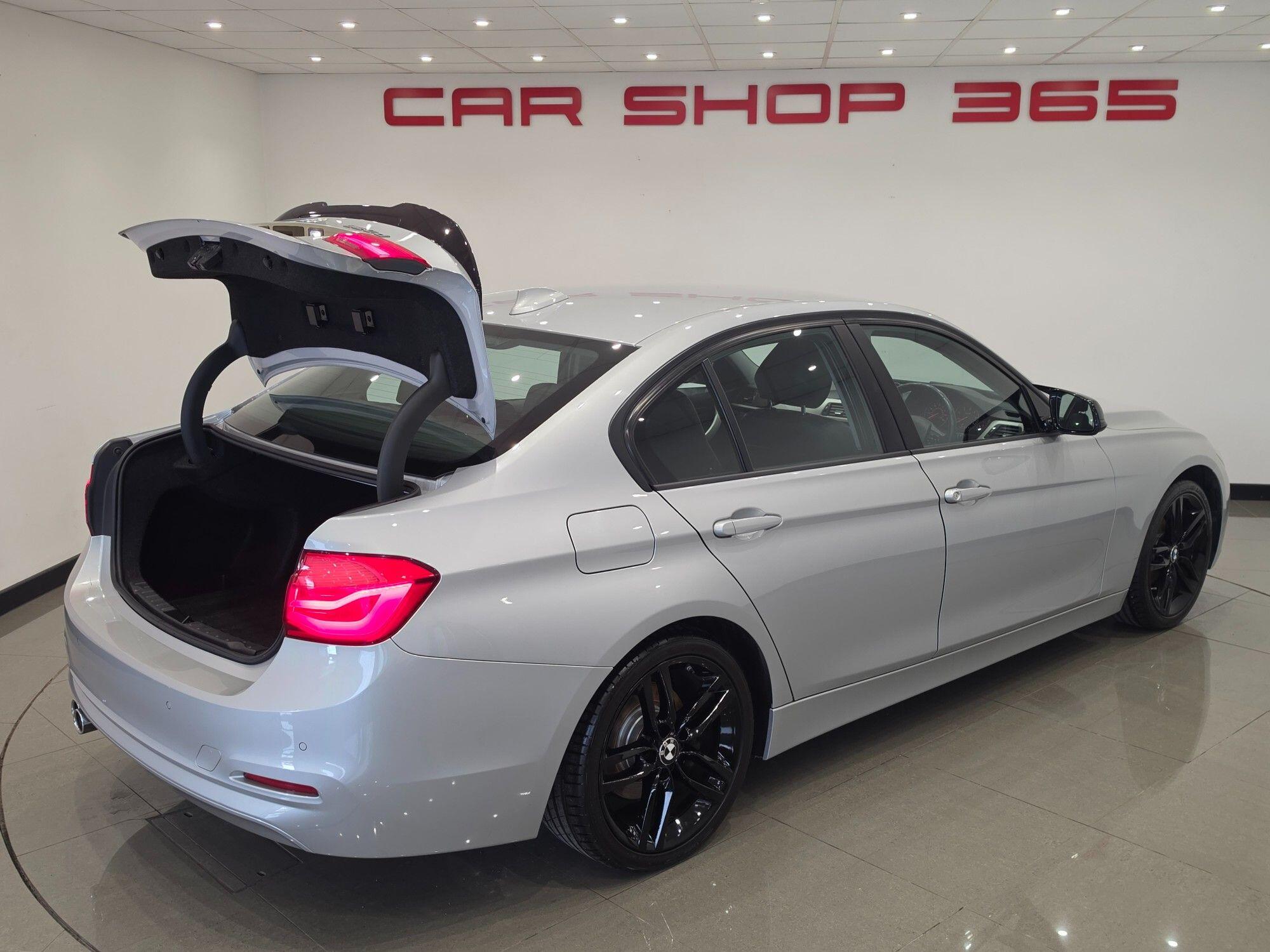BMW 3 Series view 83