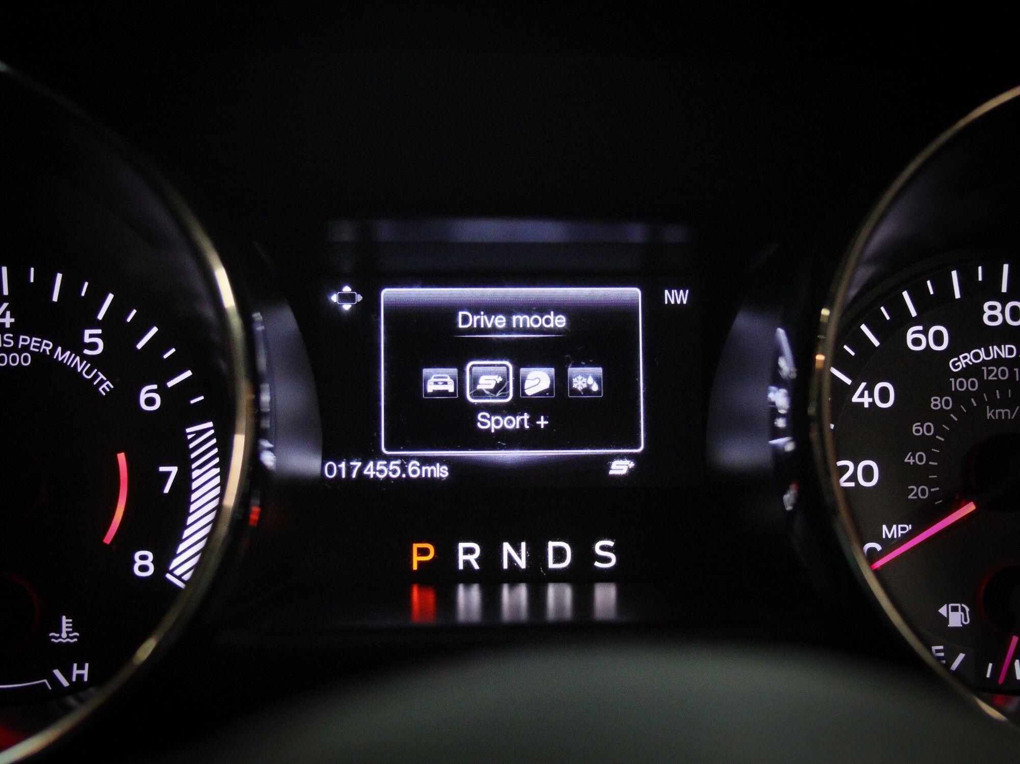 Ford Mustang view 19