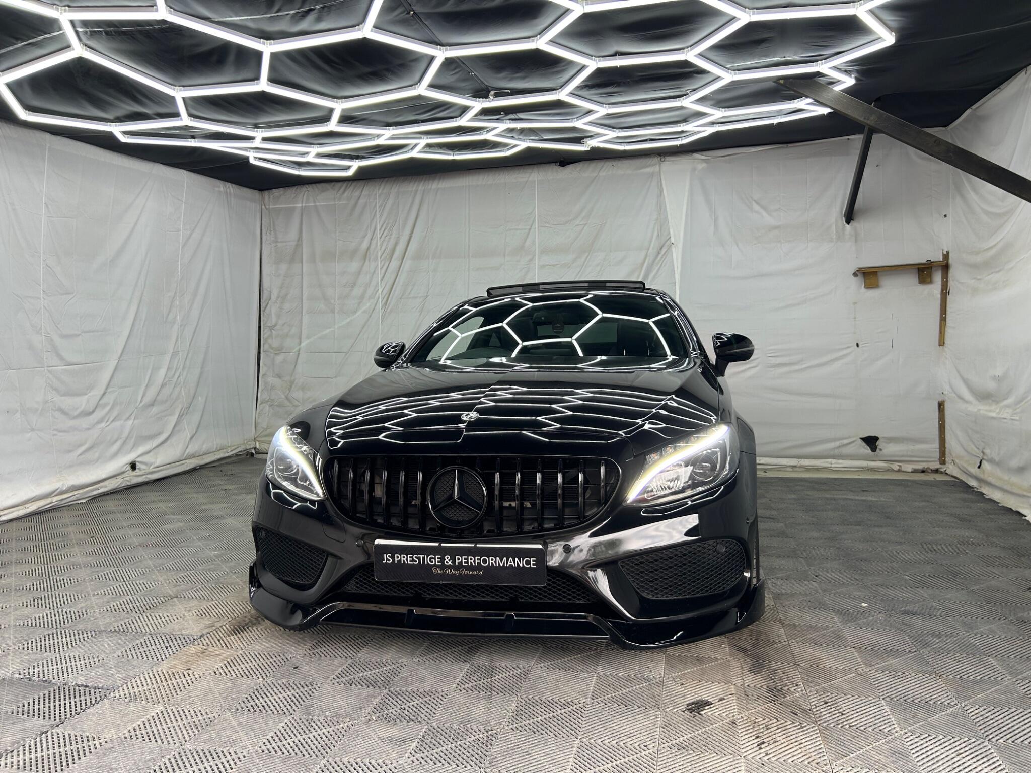 Mercedes-Benz C-Class view 5