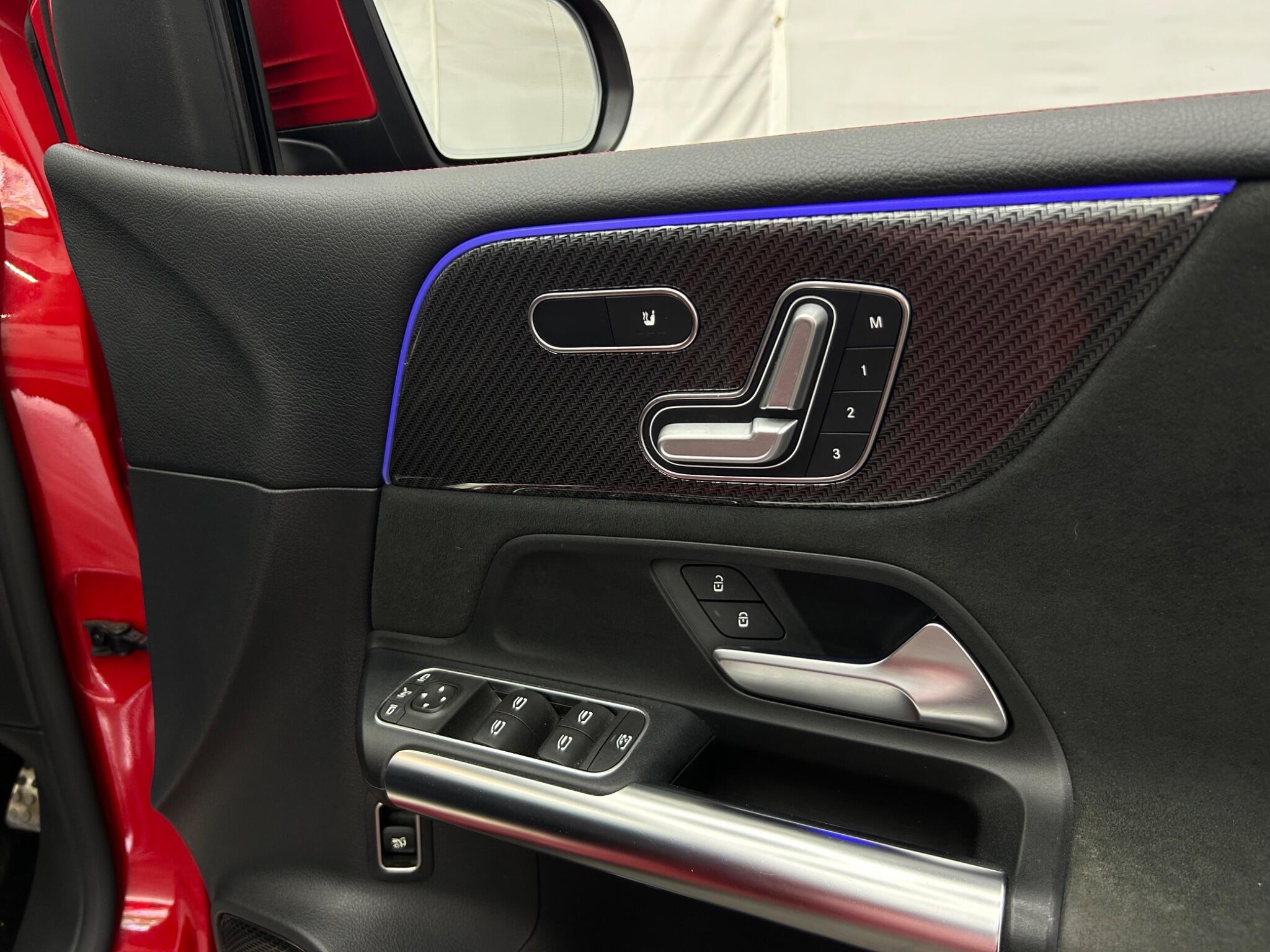 Mercedes-Benz B Class view 31