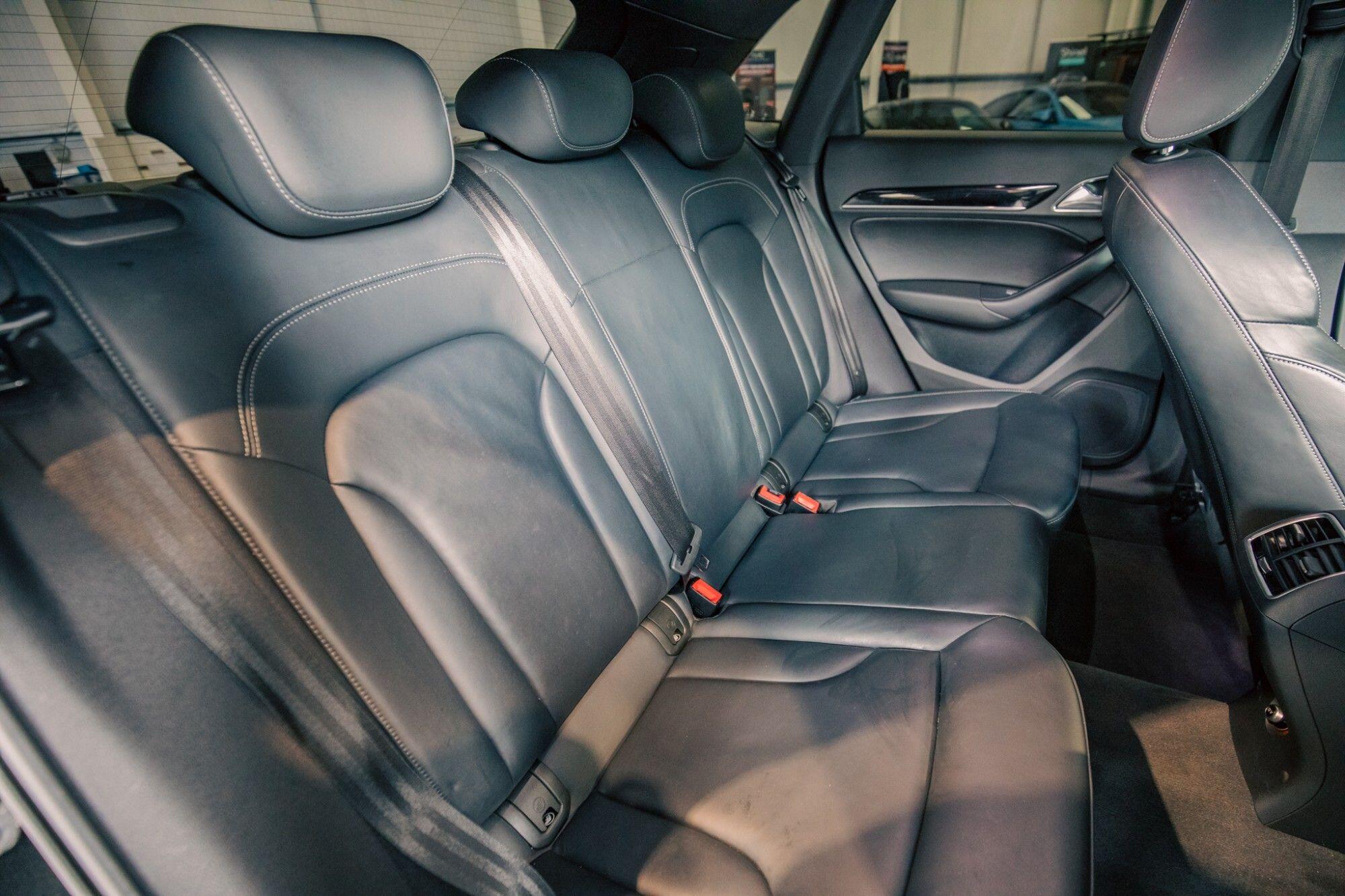 Audi RS Q3 view 9