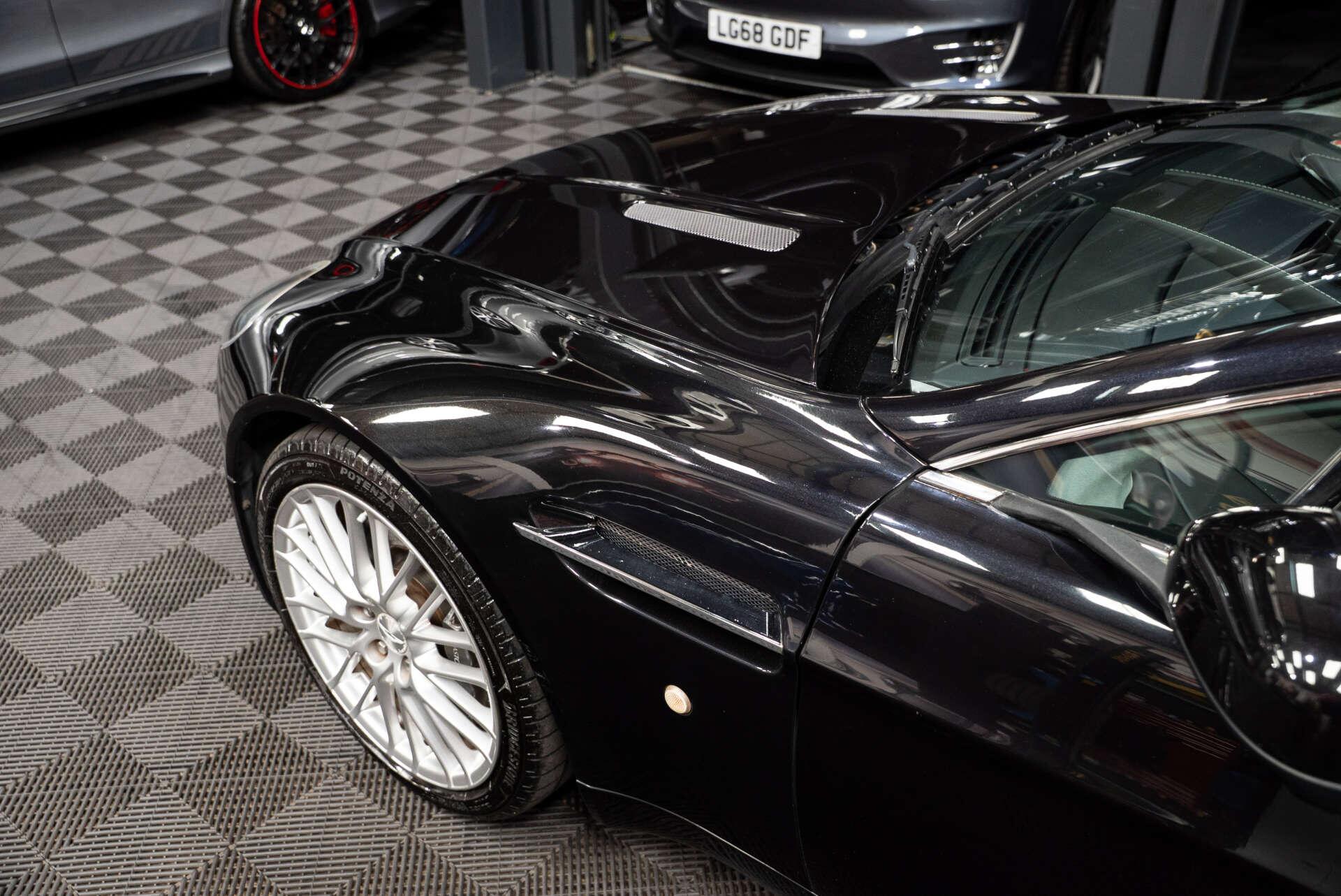 Aston Martin Vantage view 20