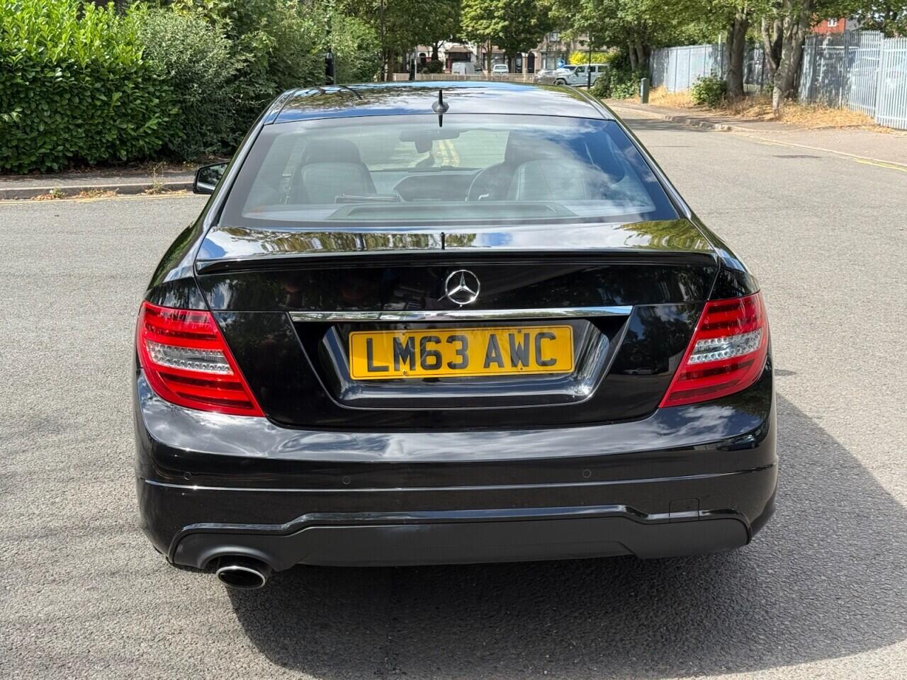Mercedes-Benz C Class view 6