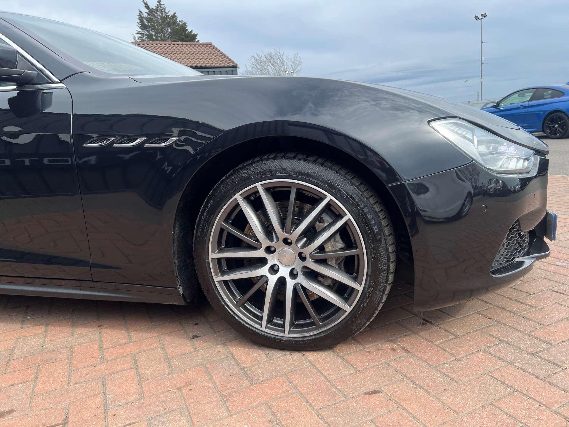 Maserati Ghibli view 52