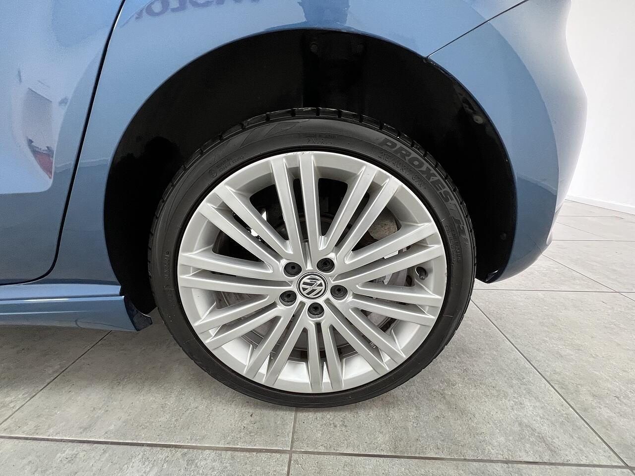 Volkswagen Polo view 19