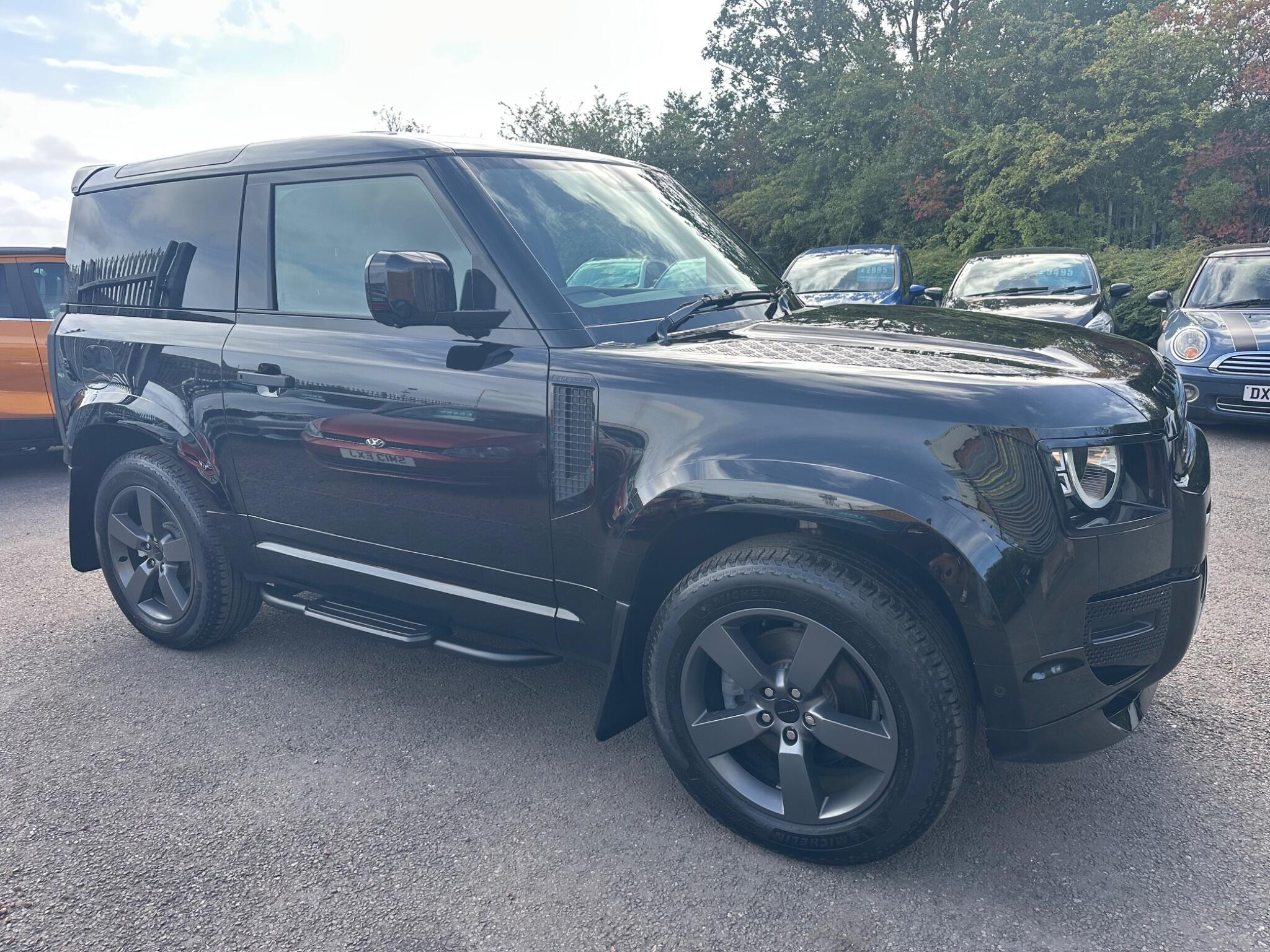 Land Rover Defender view 3
