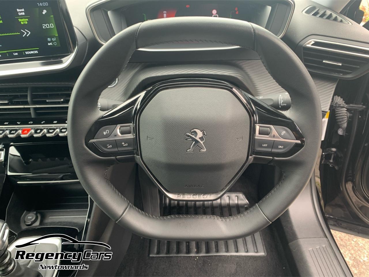 Peugeot 2008 view 39