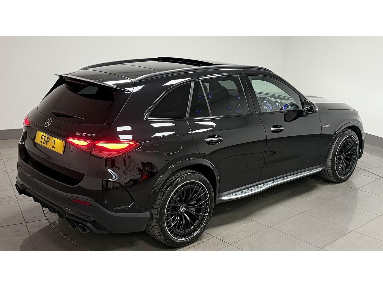 Mercedes-Benz GLC view 12