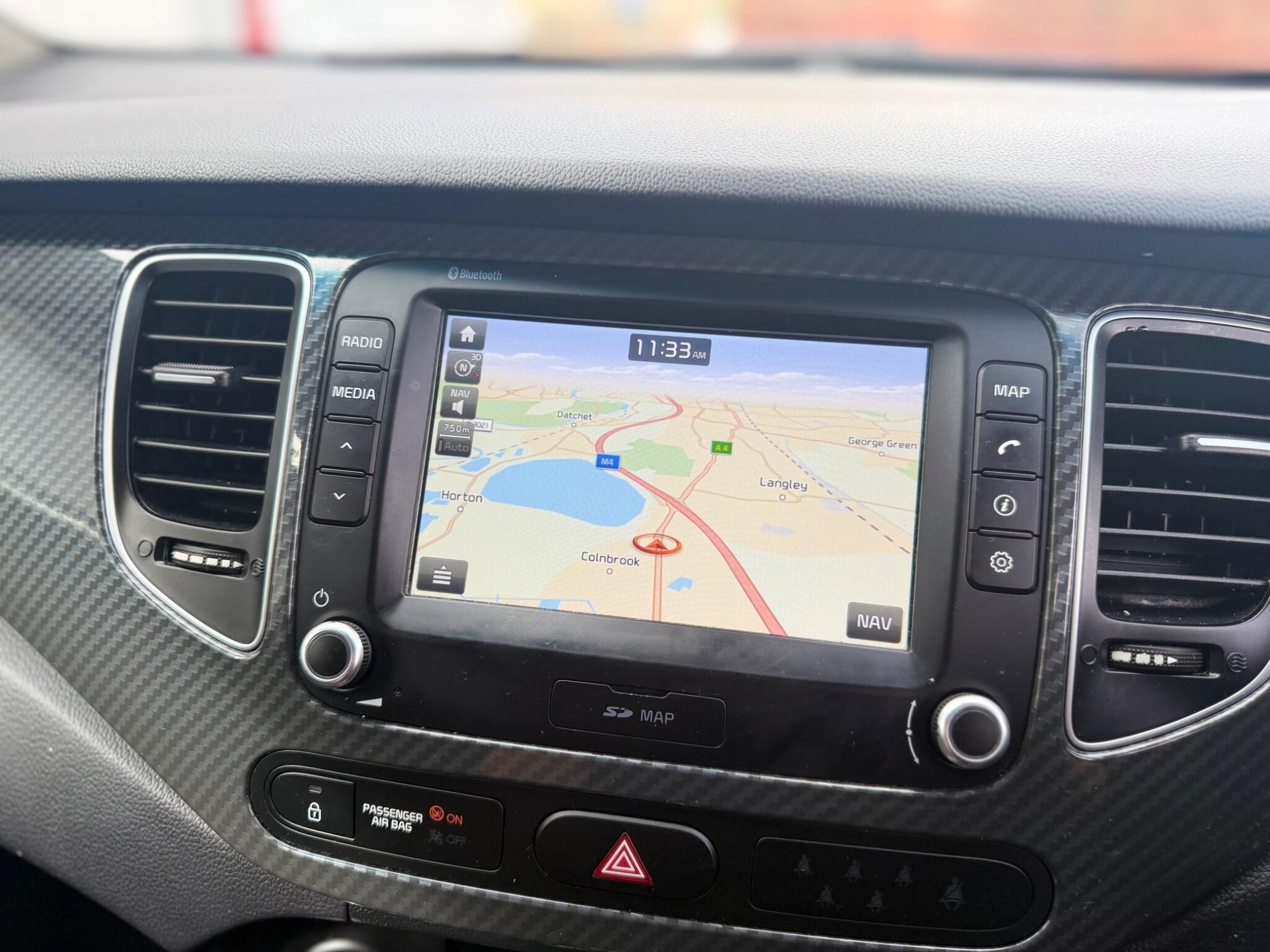 Kia Carens view 16