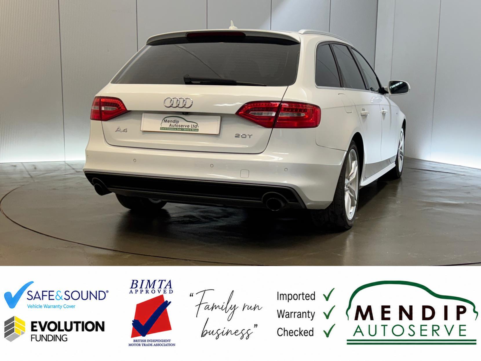 Audi A4 Avant view 18