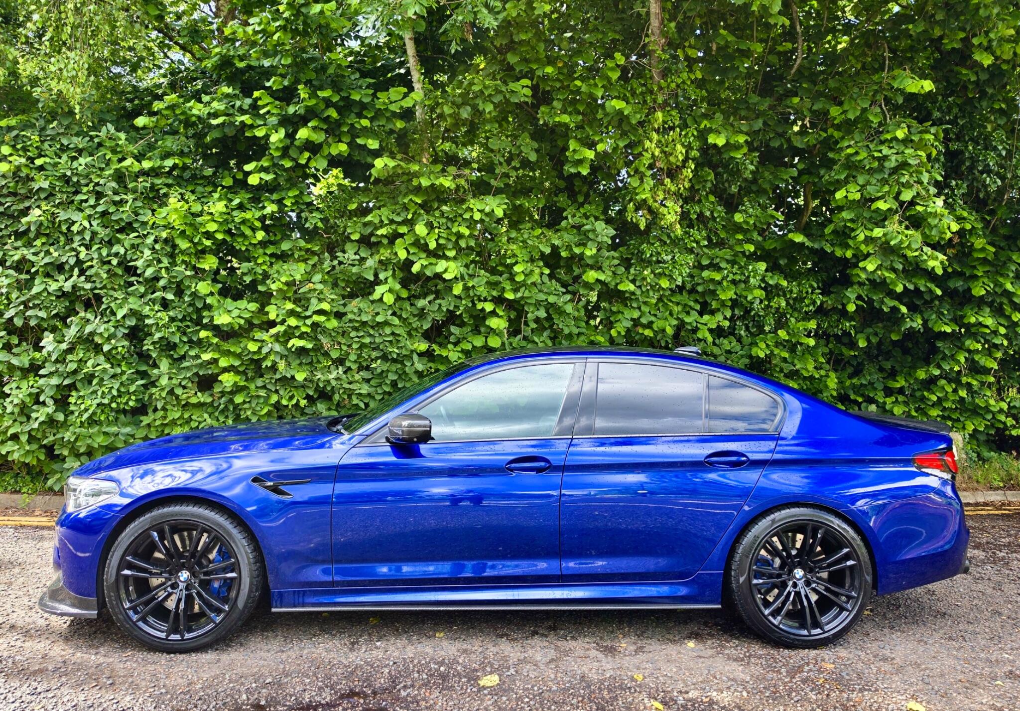 BMW M5 view 25