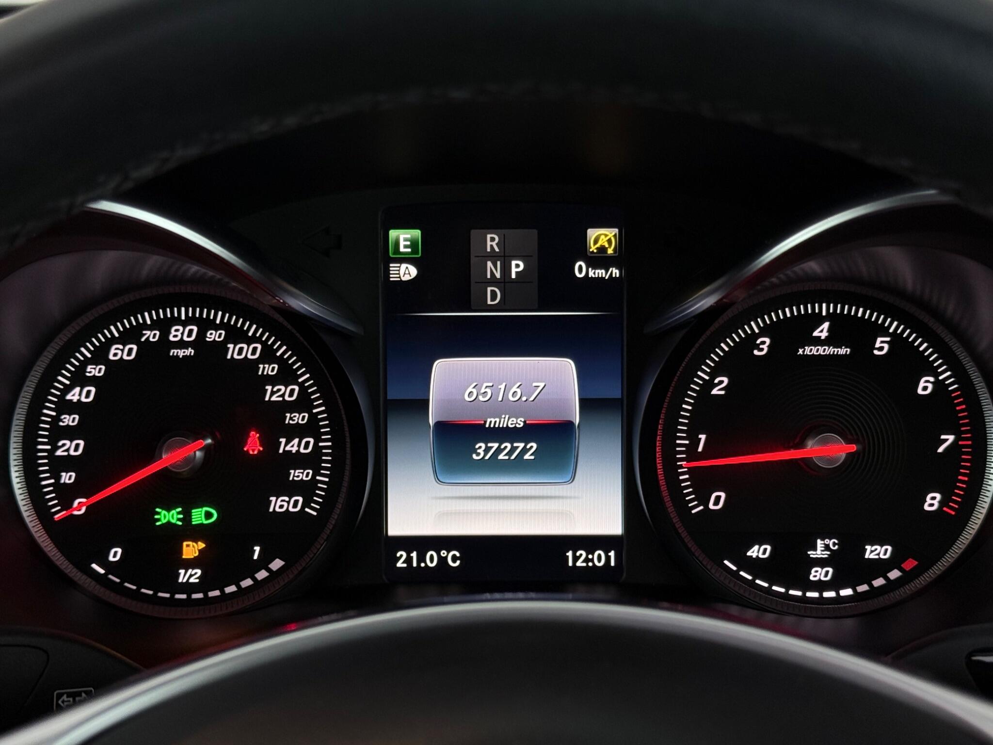 Mercedes-Benz C-Class view 15