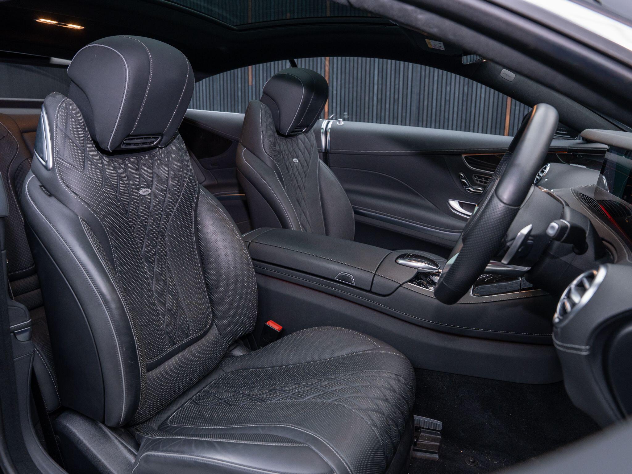 Mercedes-Benz S-Class view 26