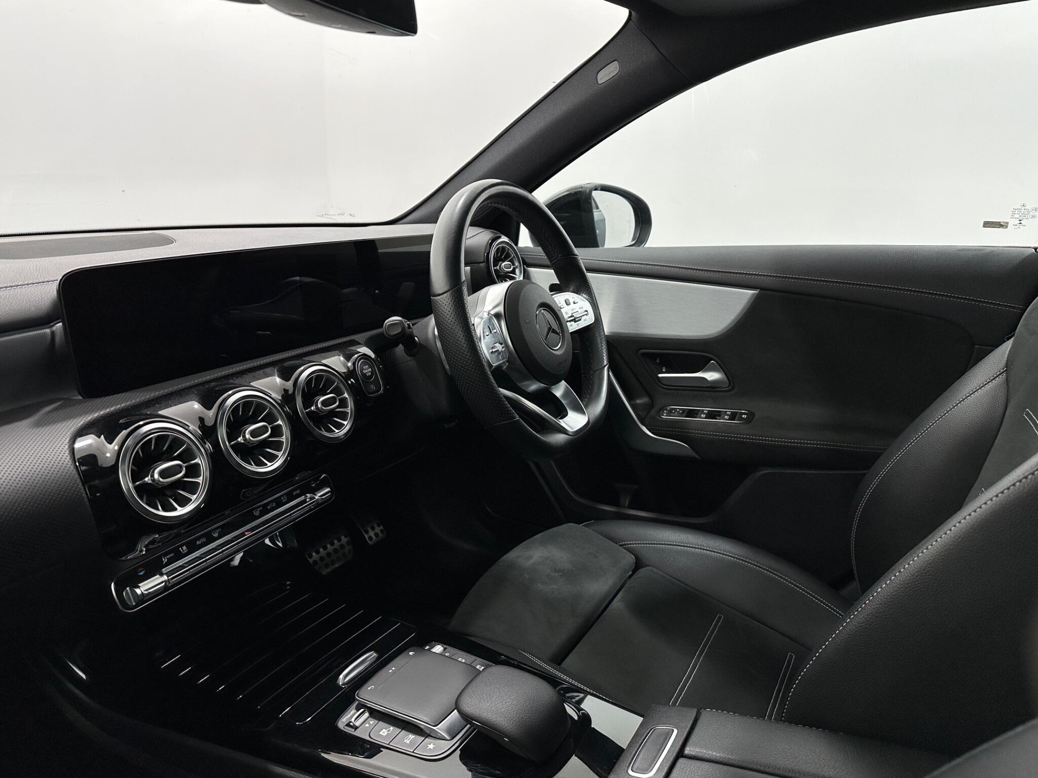 Mercedes-Benz A-Class view 33