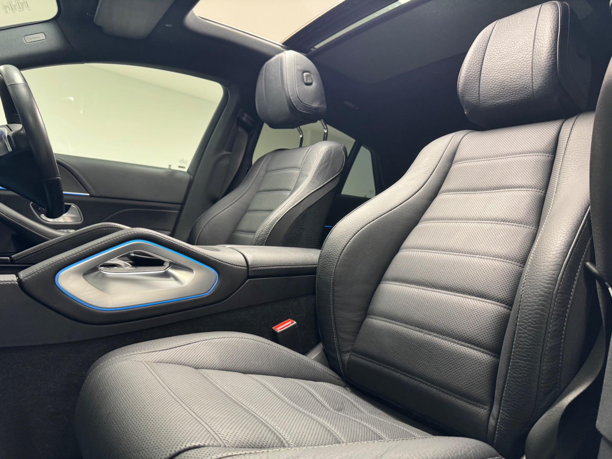 Mercedes-Benz Gle view 32