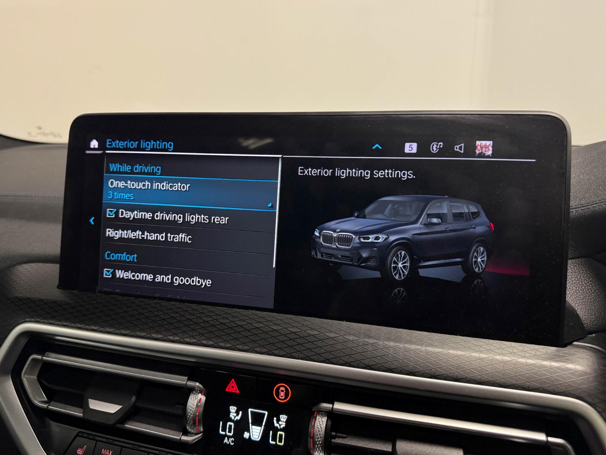 BMW X3 view 60