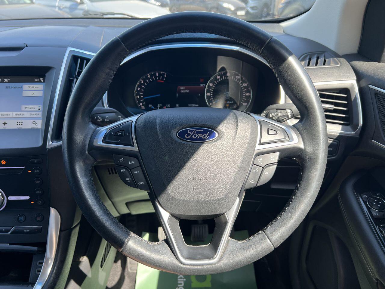 Ford Edge view 66