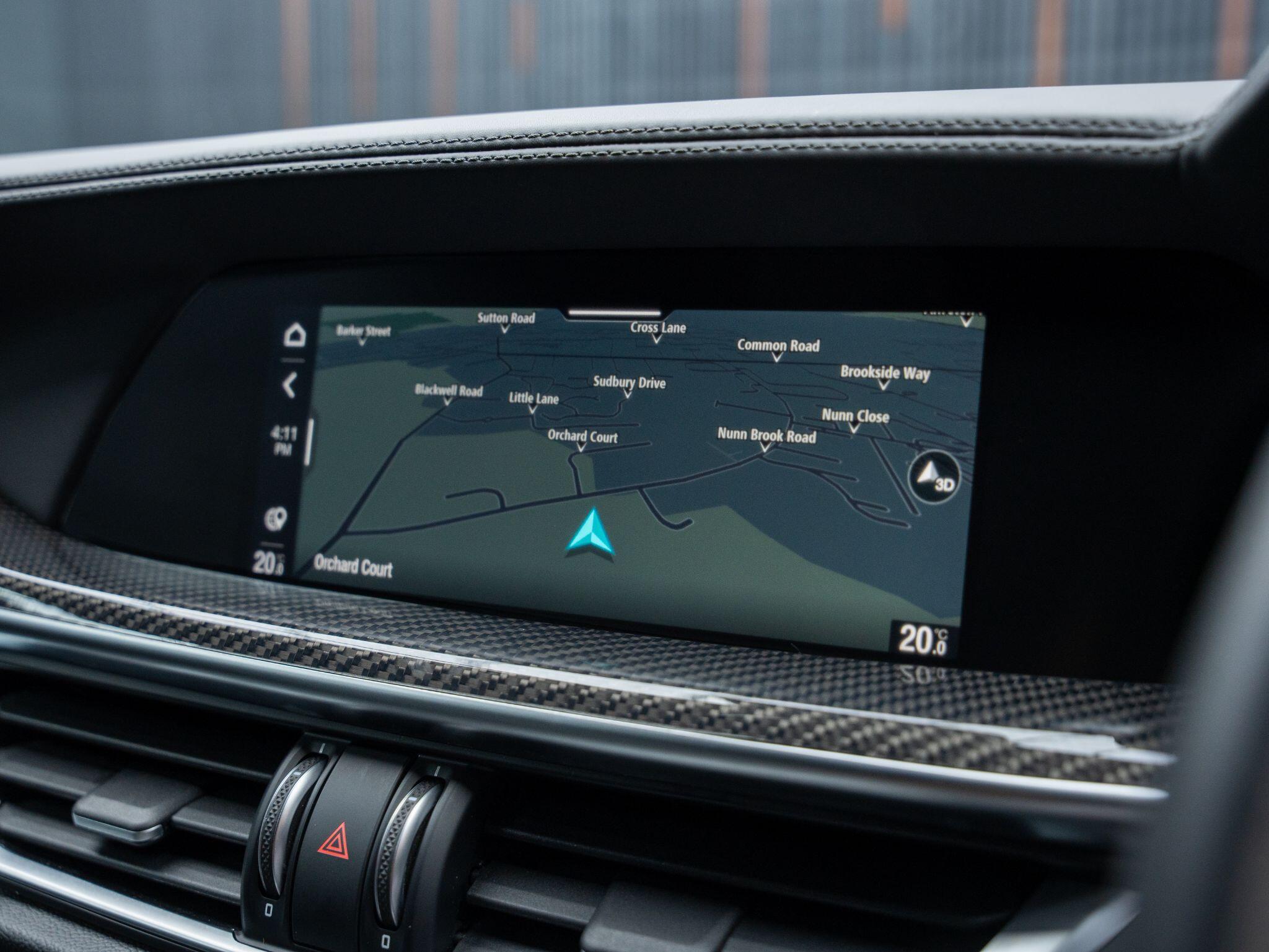 Alfa Romeo Stelvio view 23