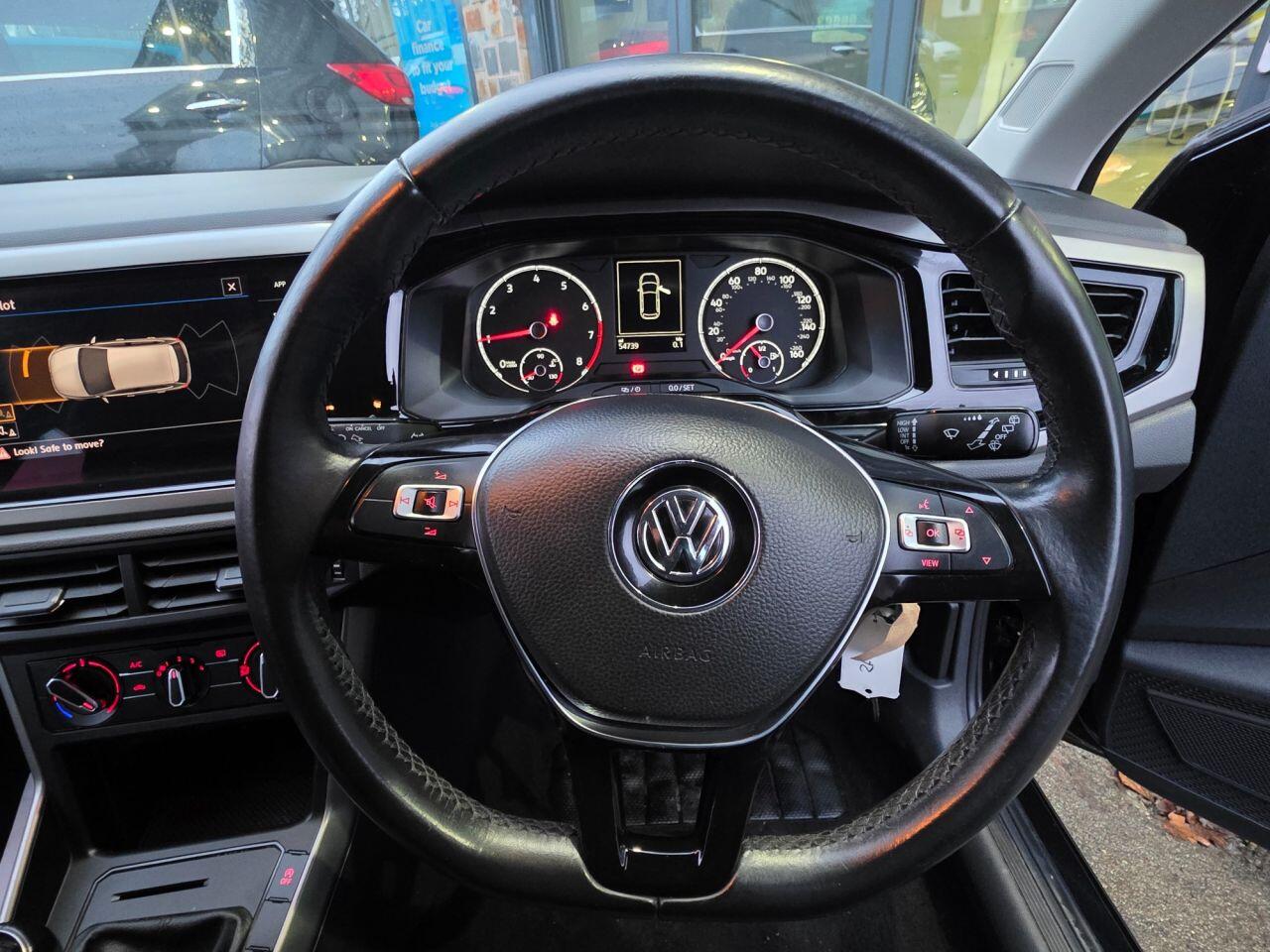 Volkswagen Polo view 33