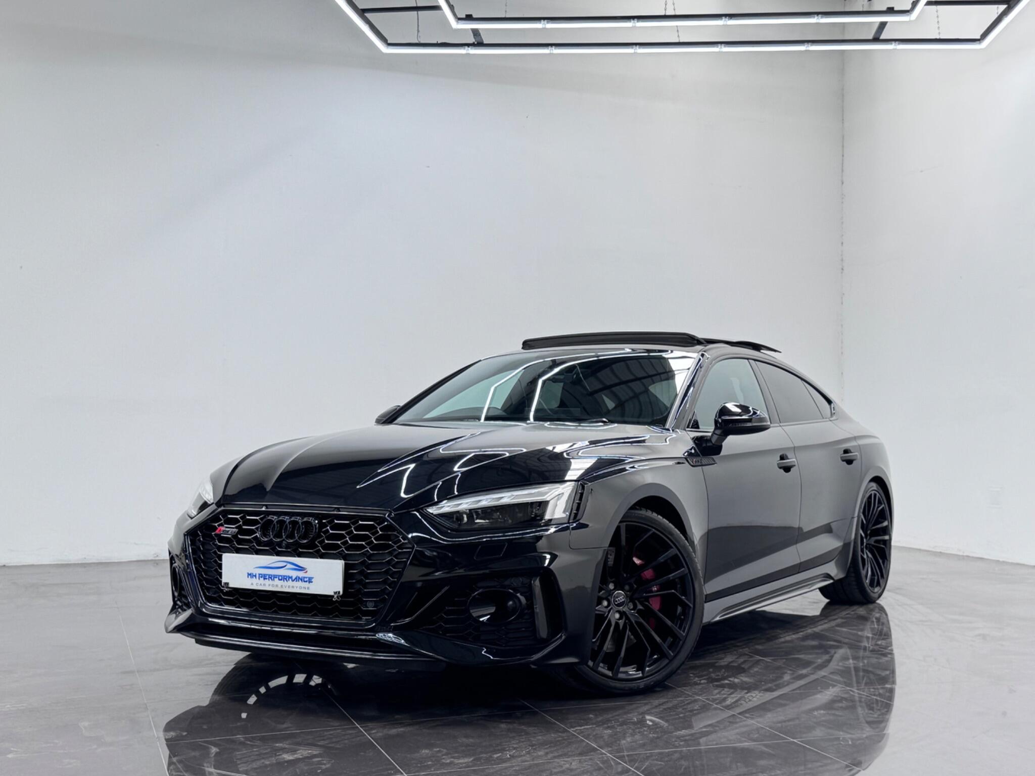 Audi RS5 view 13