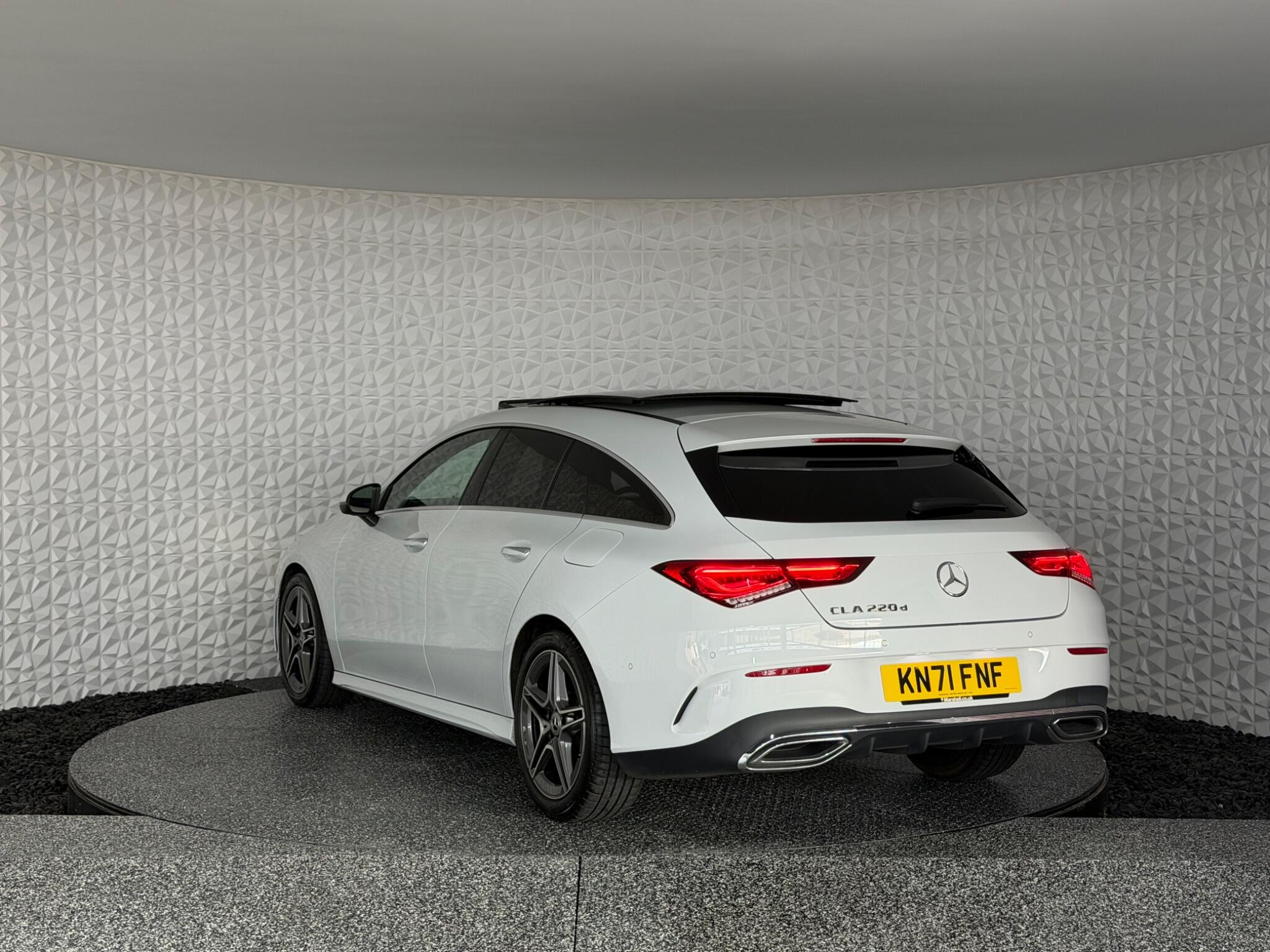 Mercedes-Benz Cla view 15