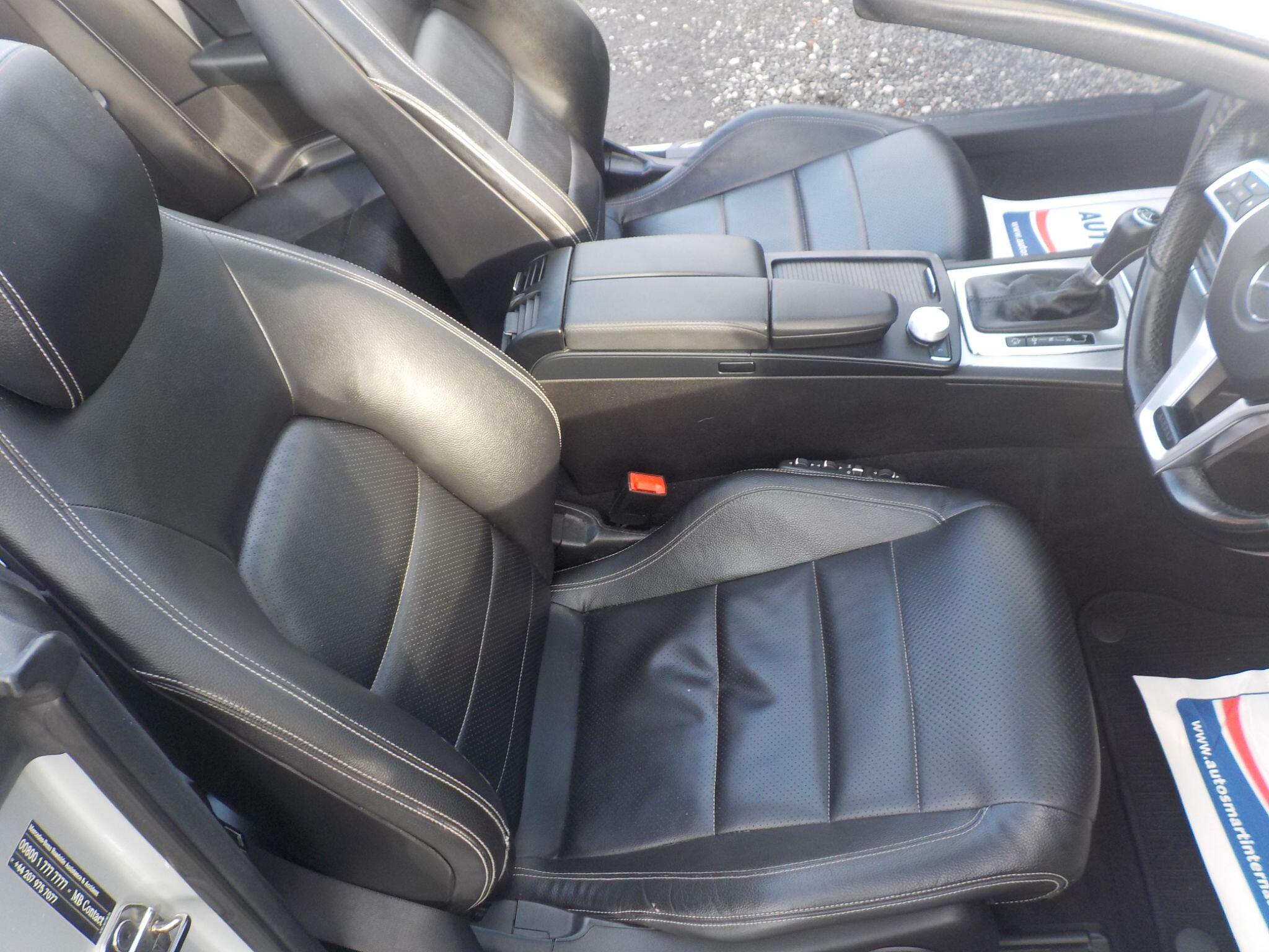 Mercedes-Benz E Class 2.1 E220 CDI BlueEfficiency Sport Edition 125 Cabriolet G-Tronic+ Euro 5 (s/s) 2dr