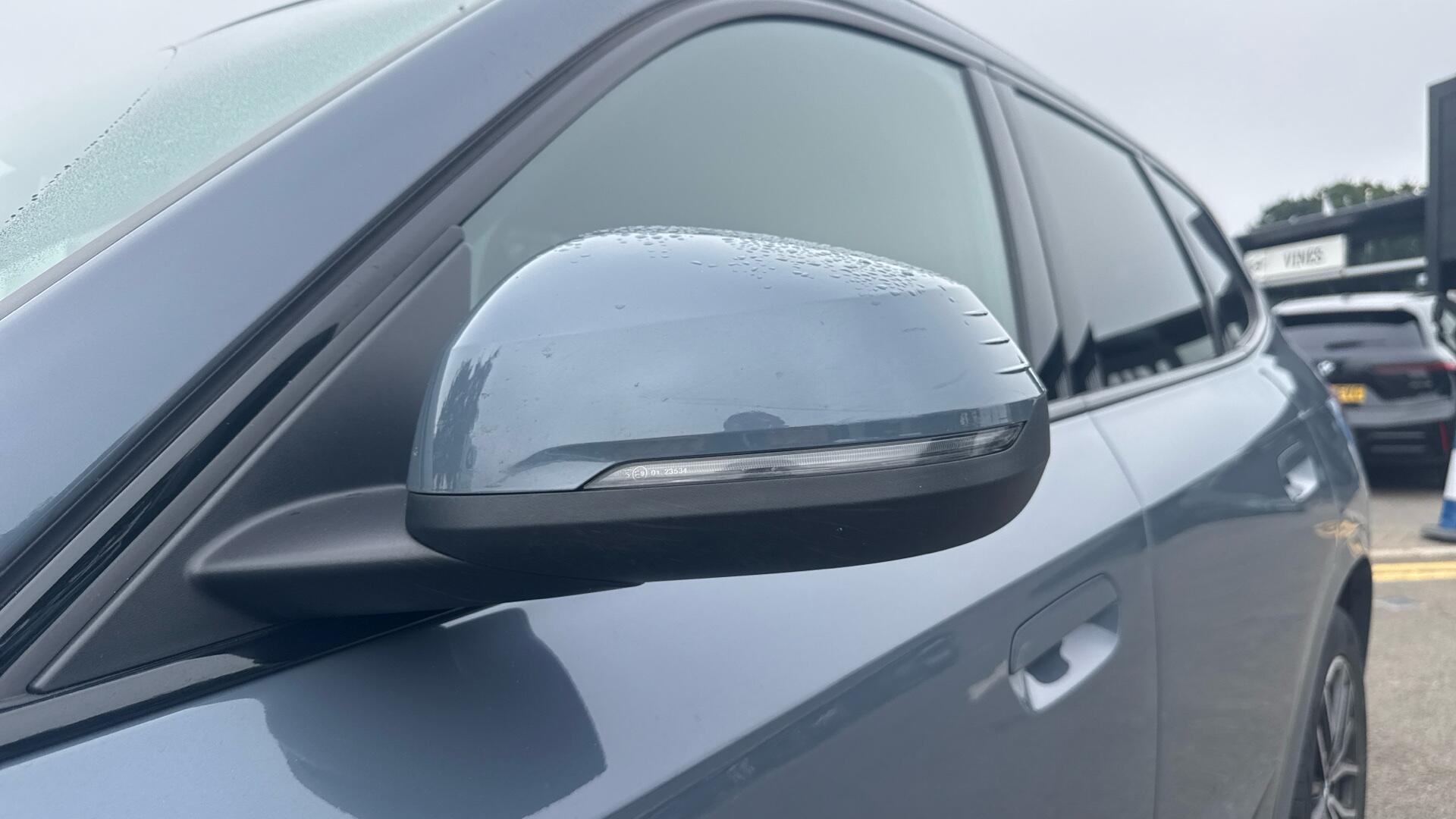 BMW X1 view 35