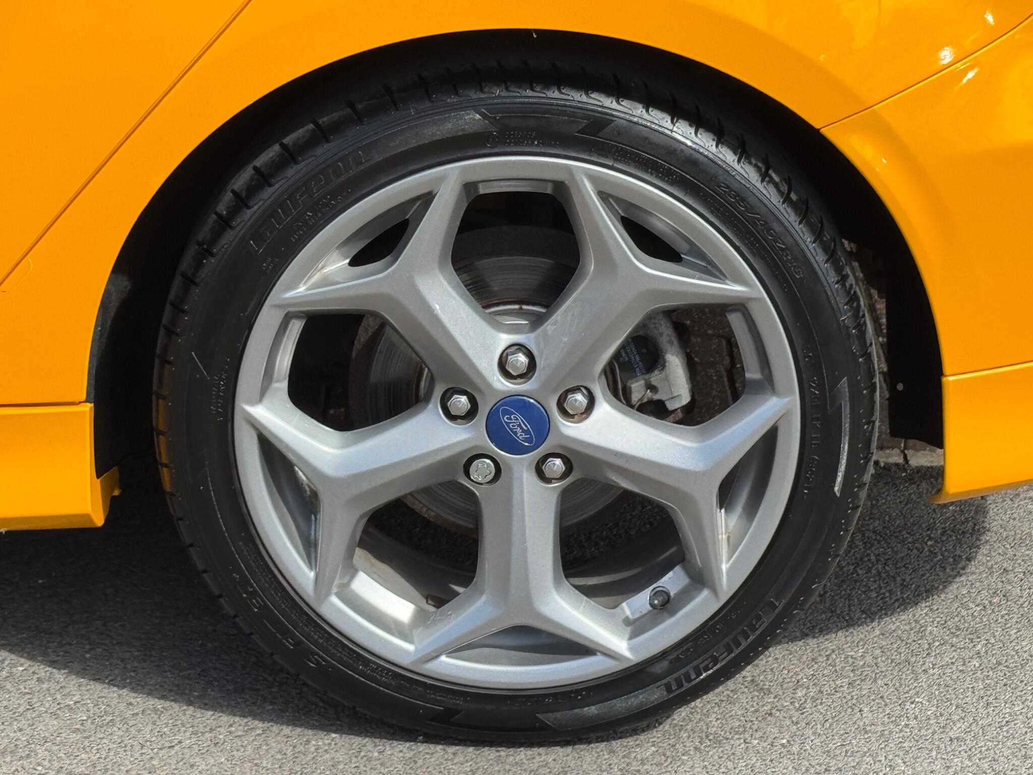Ford Focus view 37