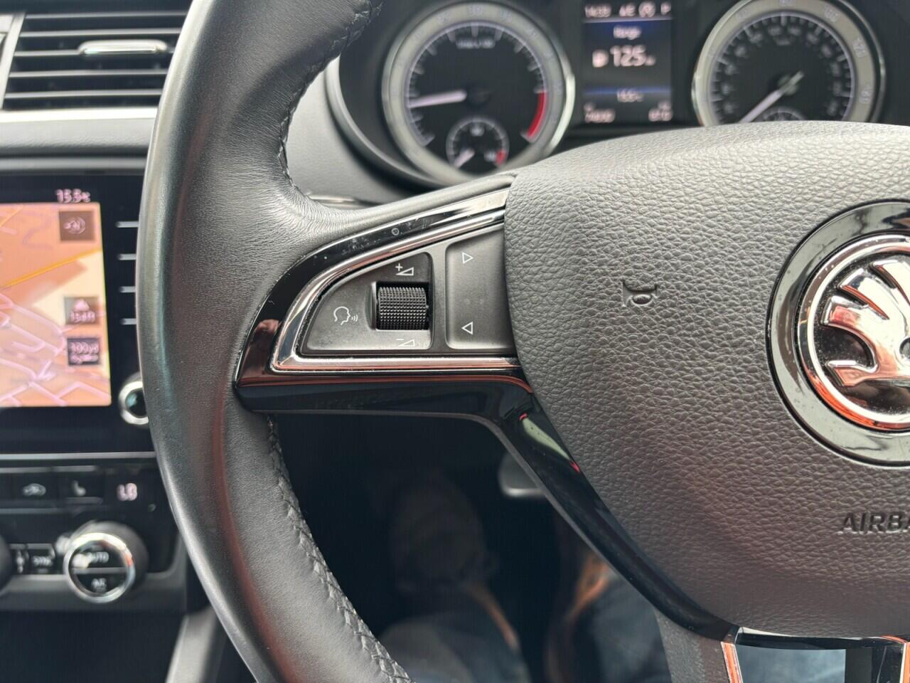 Skoda Octavia view 21