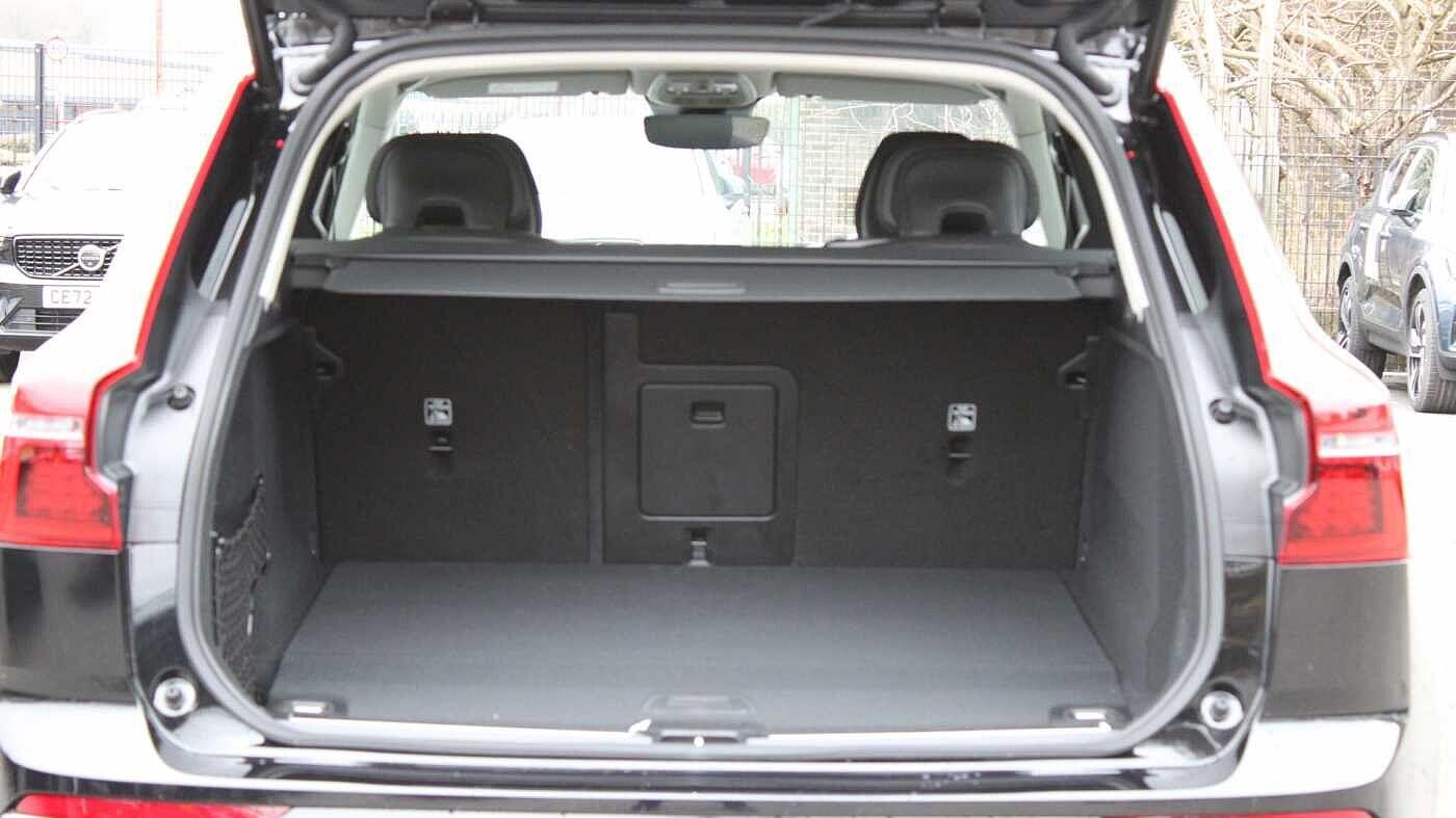 Volvo XC60 view 13