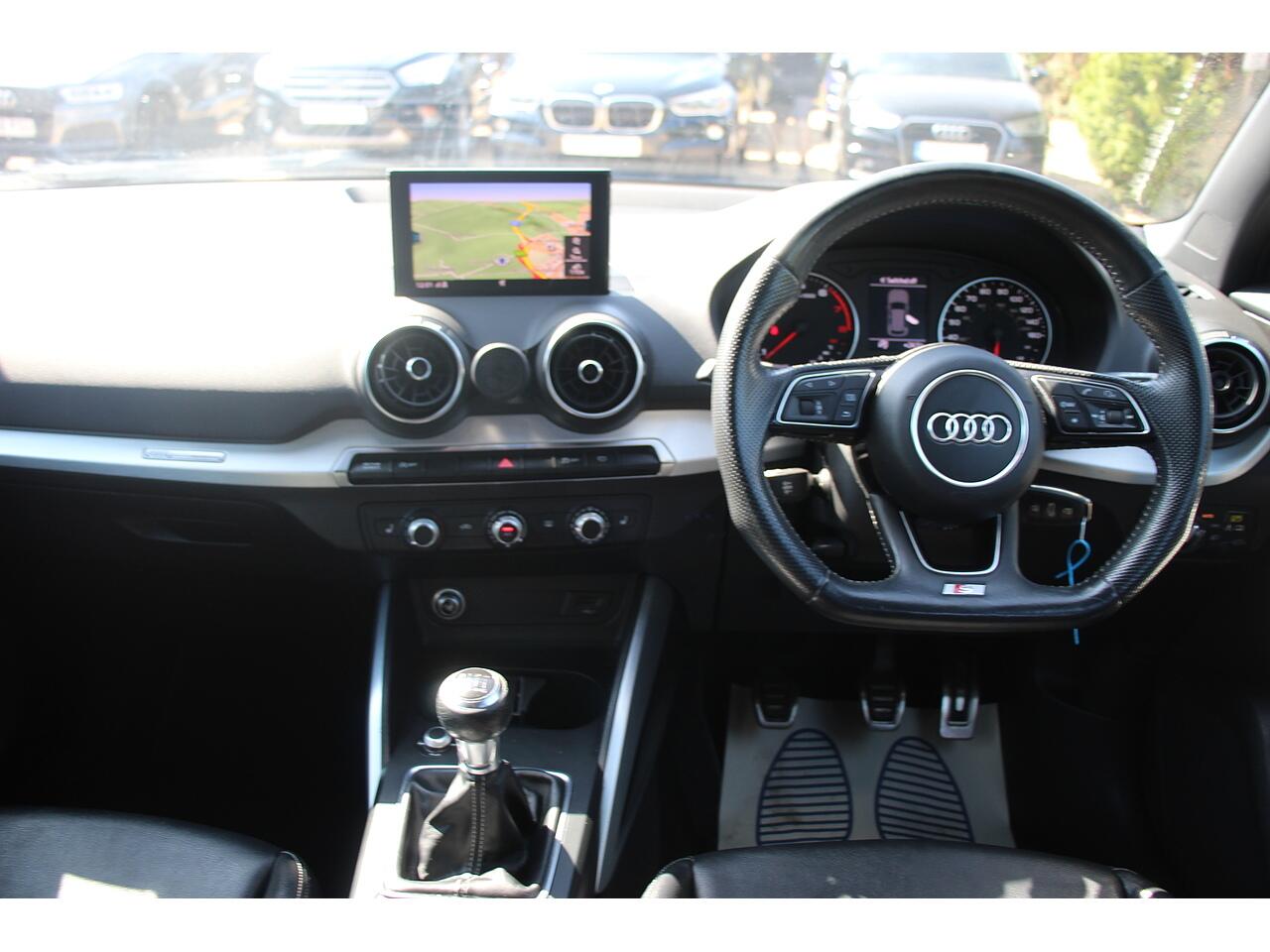 Audi Q2 view 19