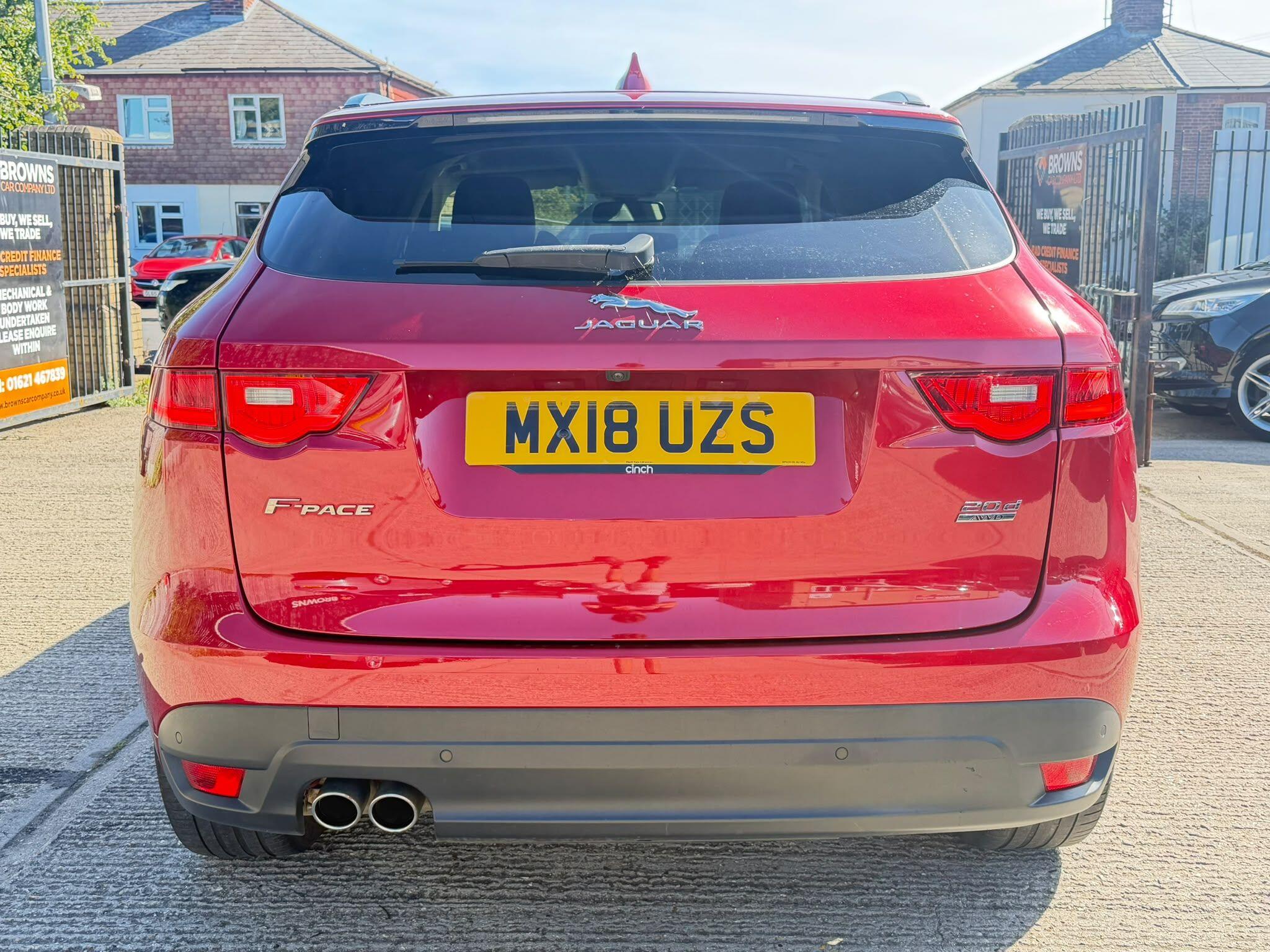 Jaguar F-Pace view 4