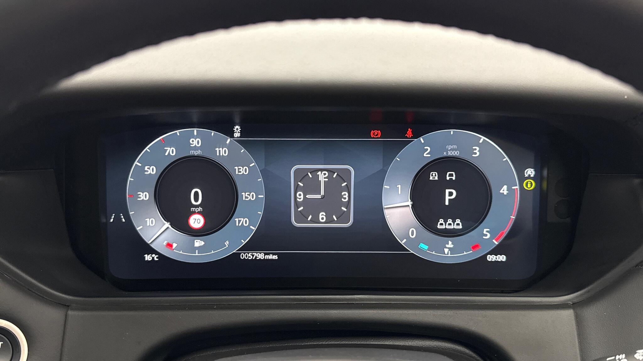 Land Rover Range Rover Velar view 16