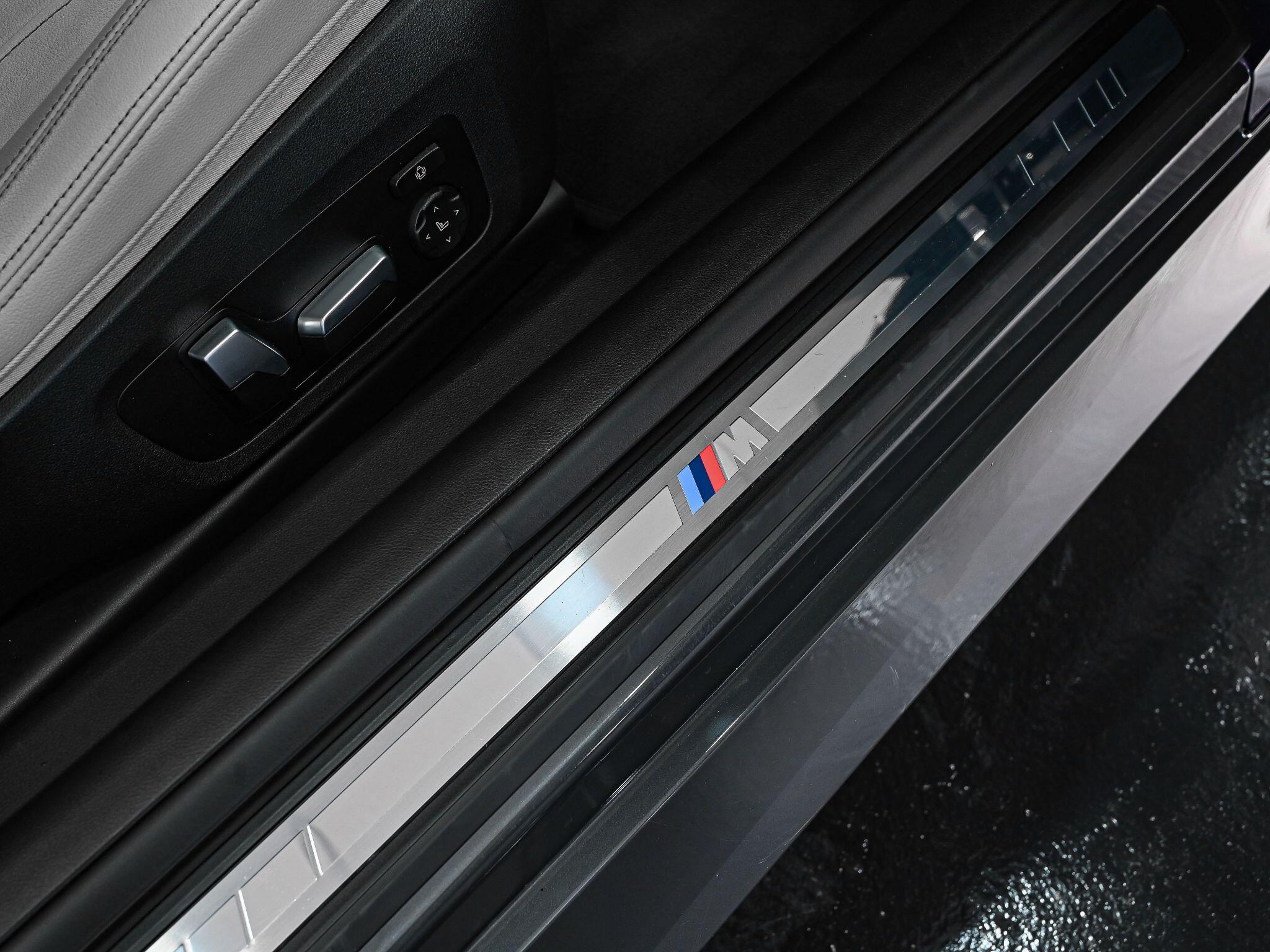 BMW 2 Series view 31