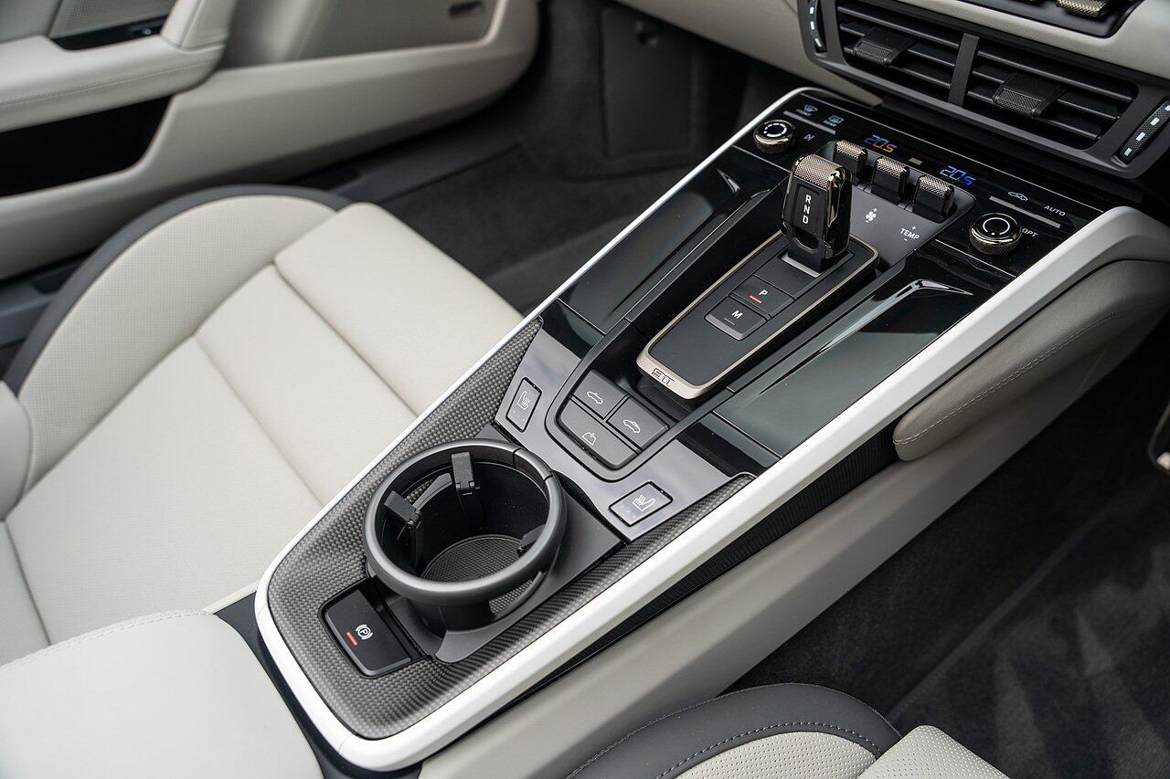 Porsche 911 view 58