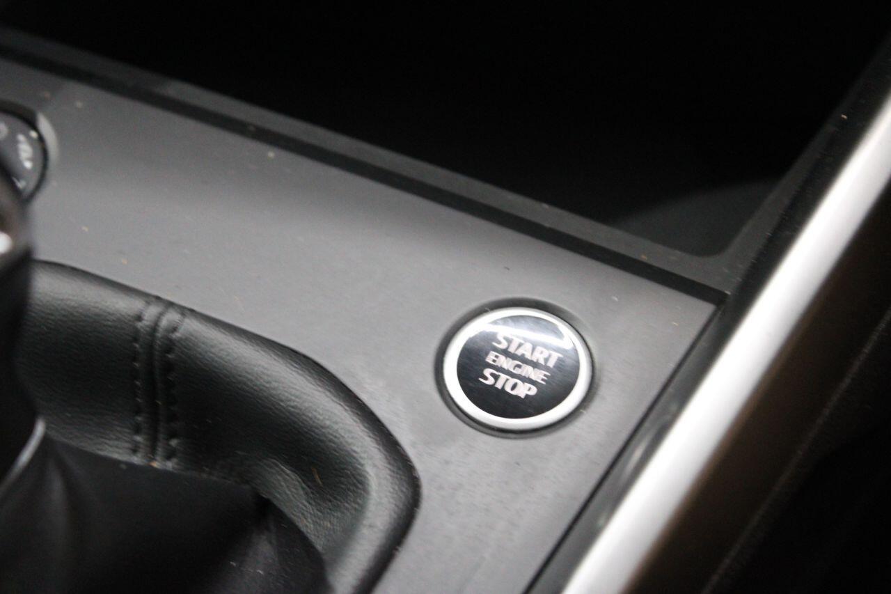 Audi A3 view 24