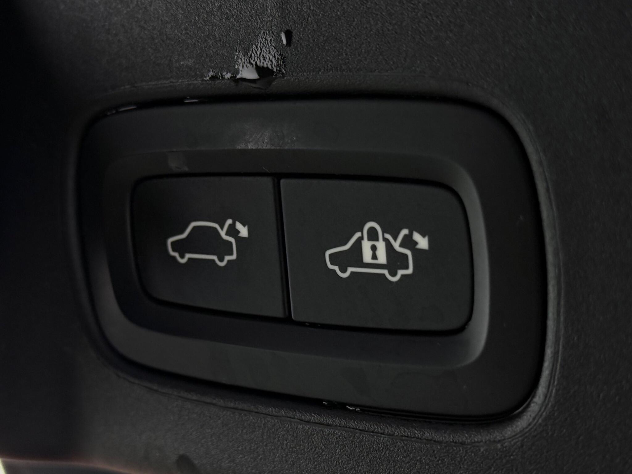 Volvo V90 view 11