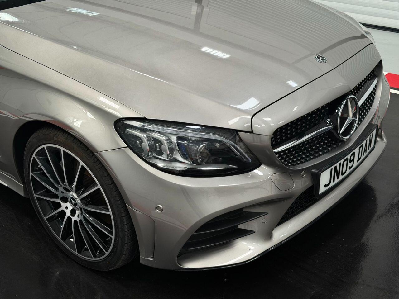 Mercedes-Benz C Class view 25