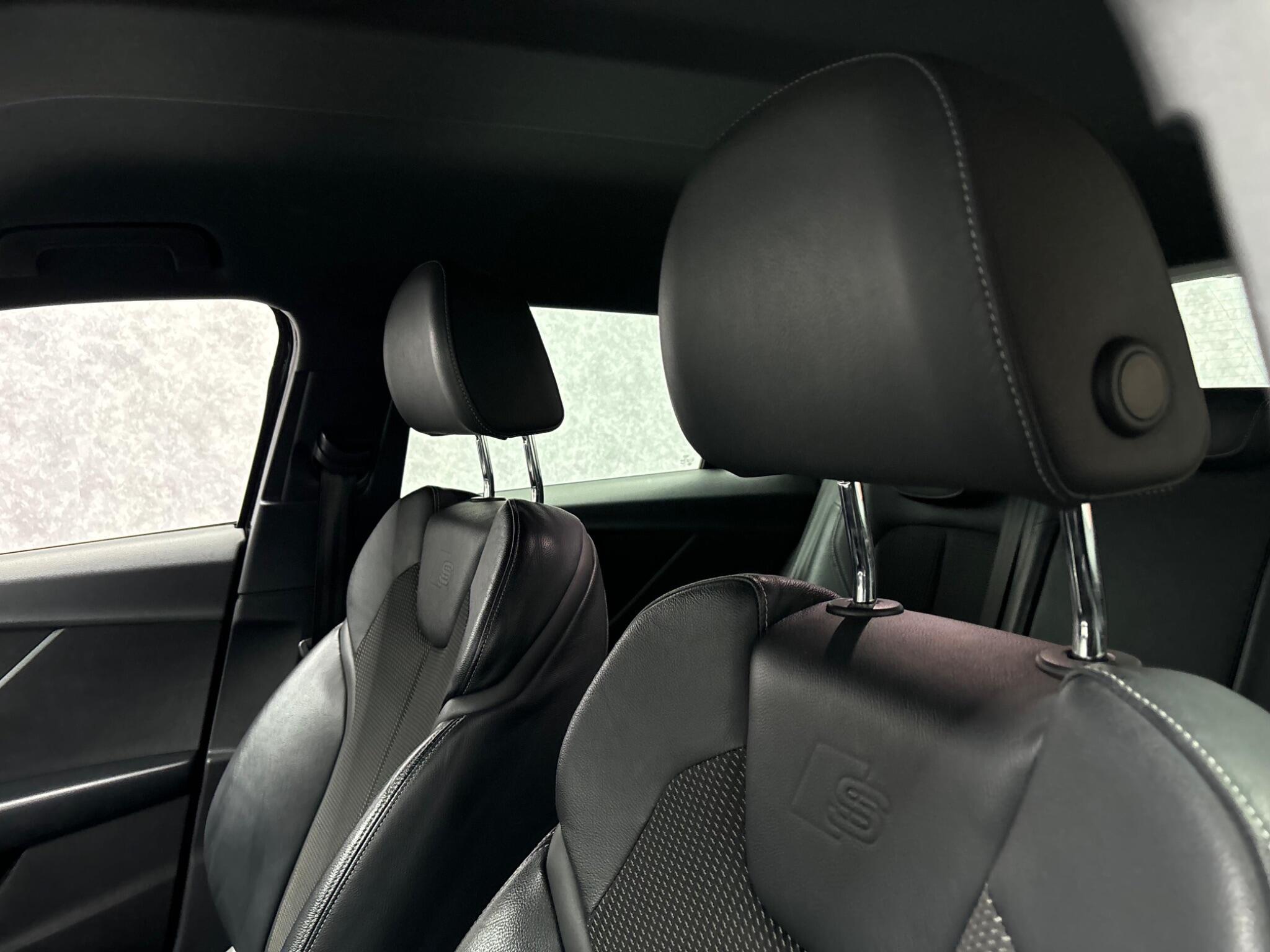 Audi Q2 view 24