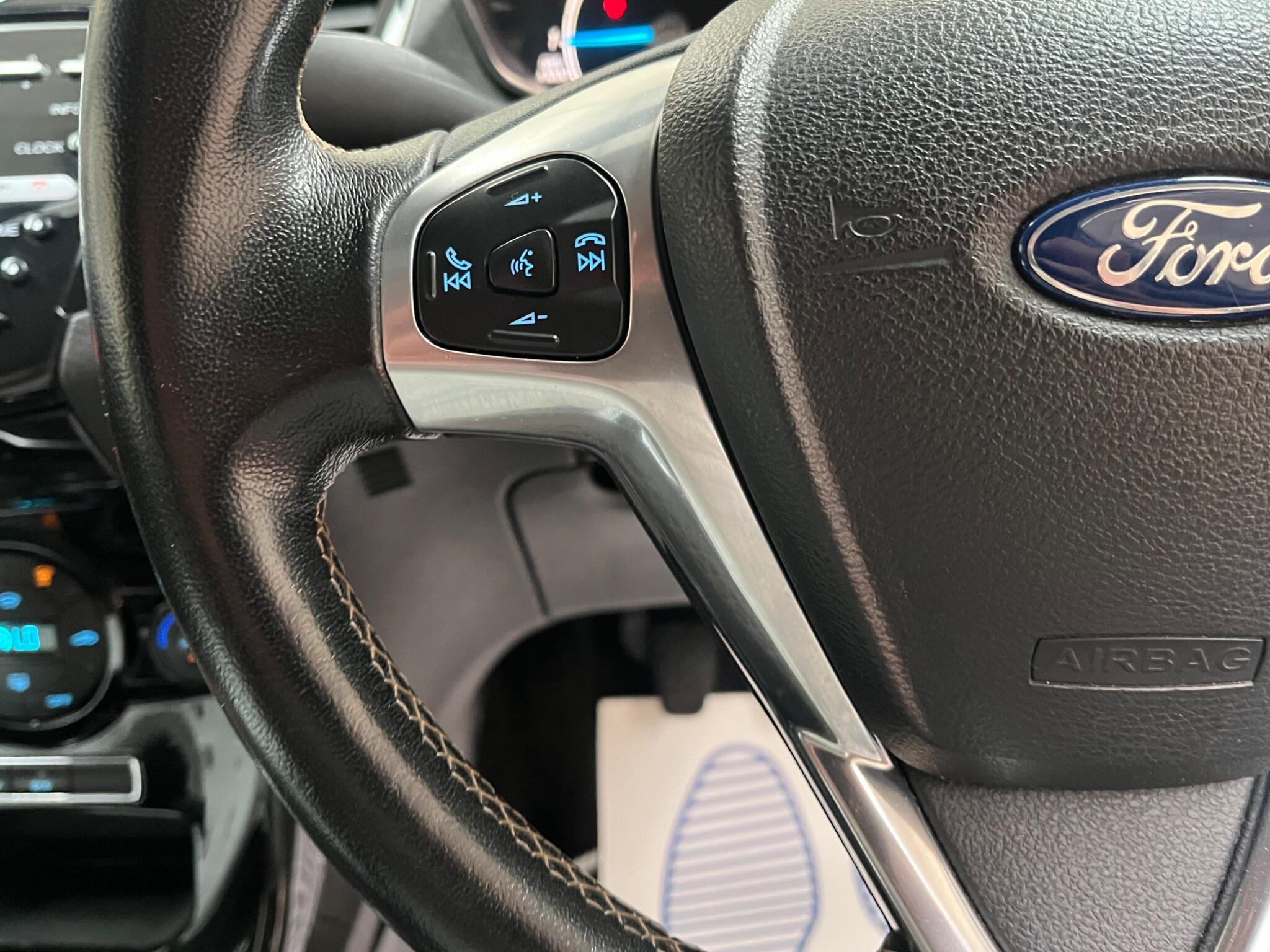 Ford Fiesta view 28