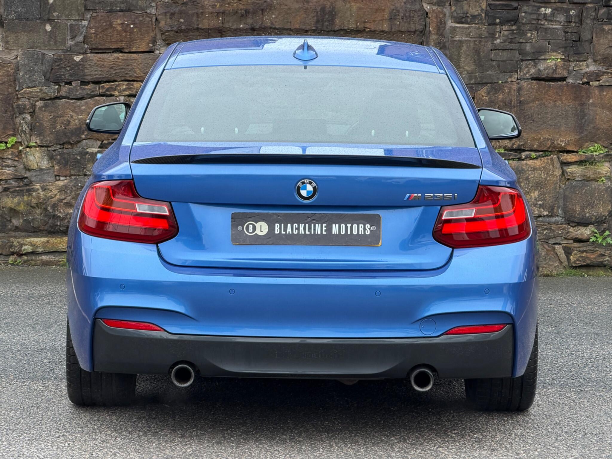 BMW 2 Series view 6