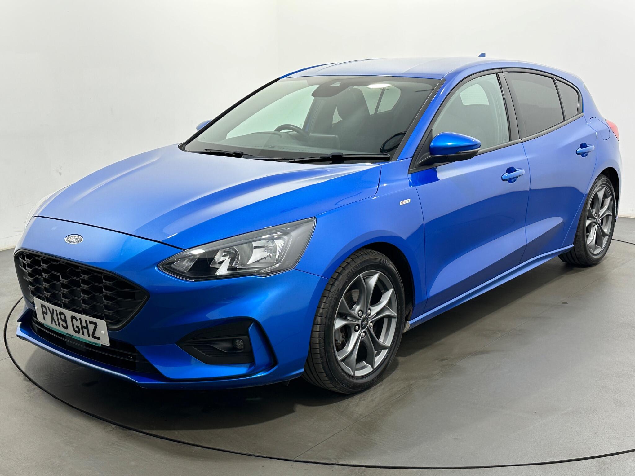 Ford Focus view 51