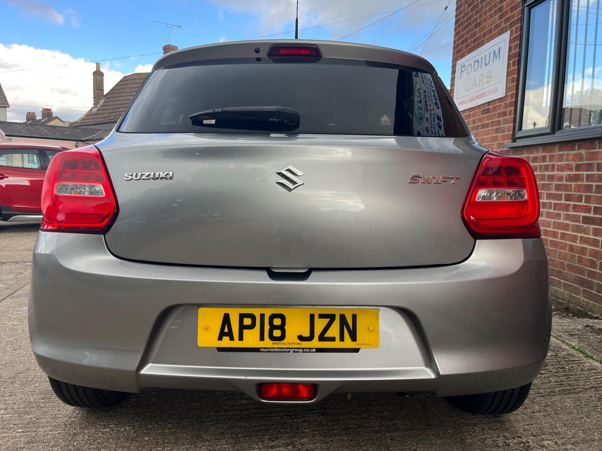 Suzuki Swift view 76